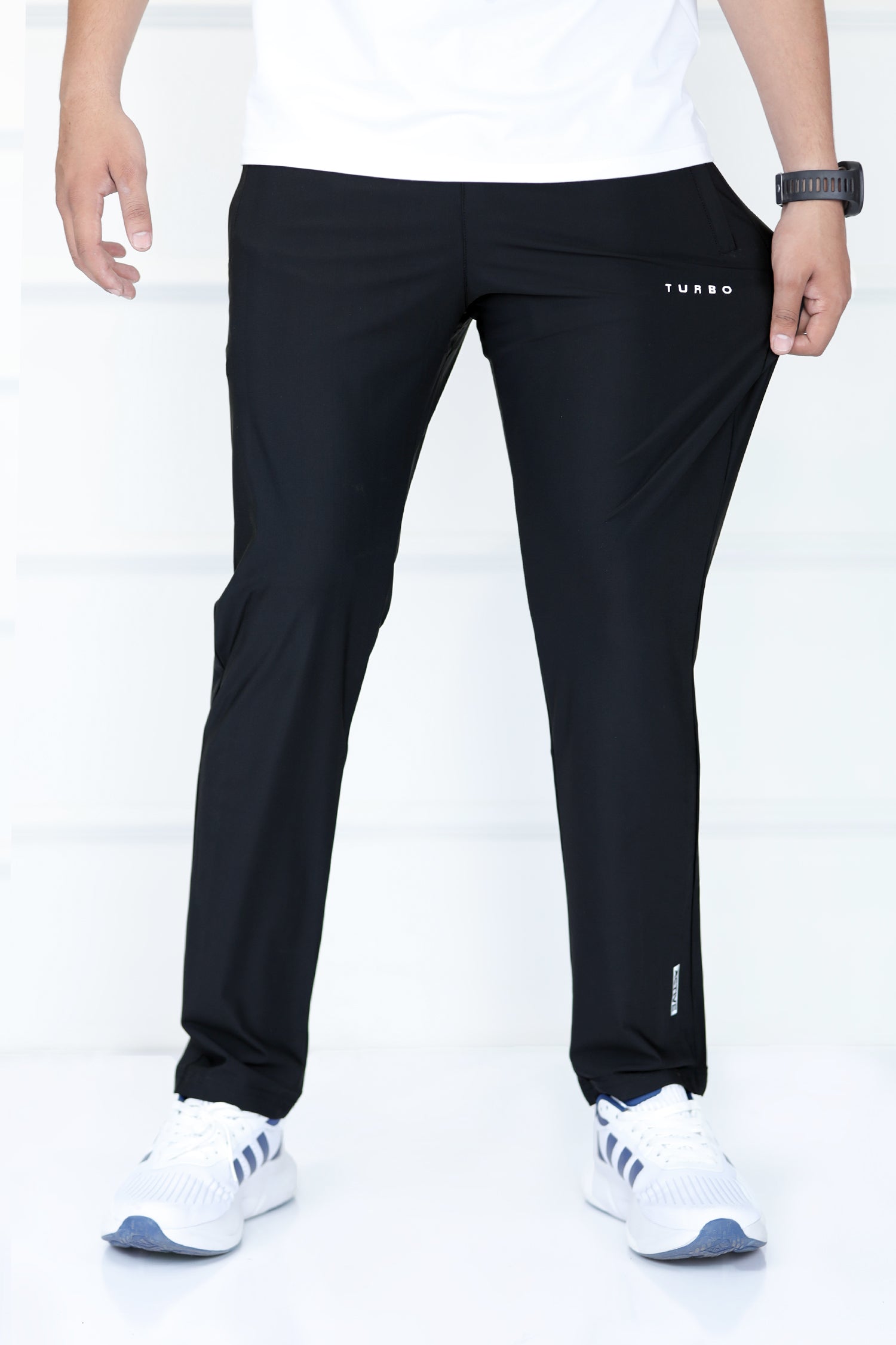 Turbo AllMotion Sleek Look Tapered Fit Men's Dryfit Trouser