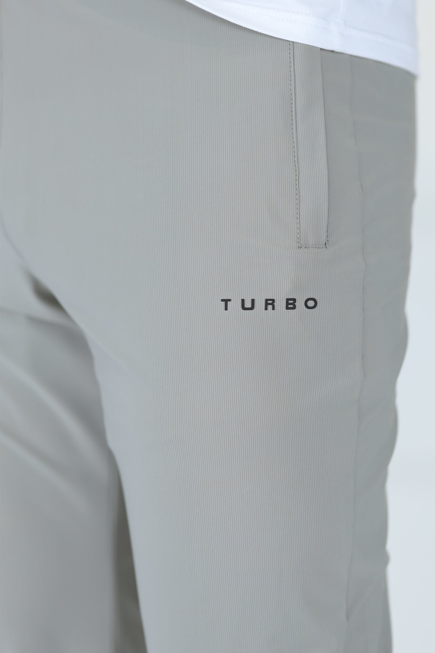 Turbo AllMotion Sleek Look Tapered Fit Men's Dryfit Trouser