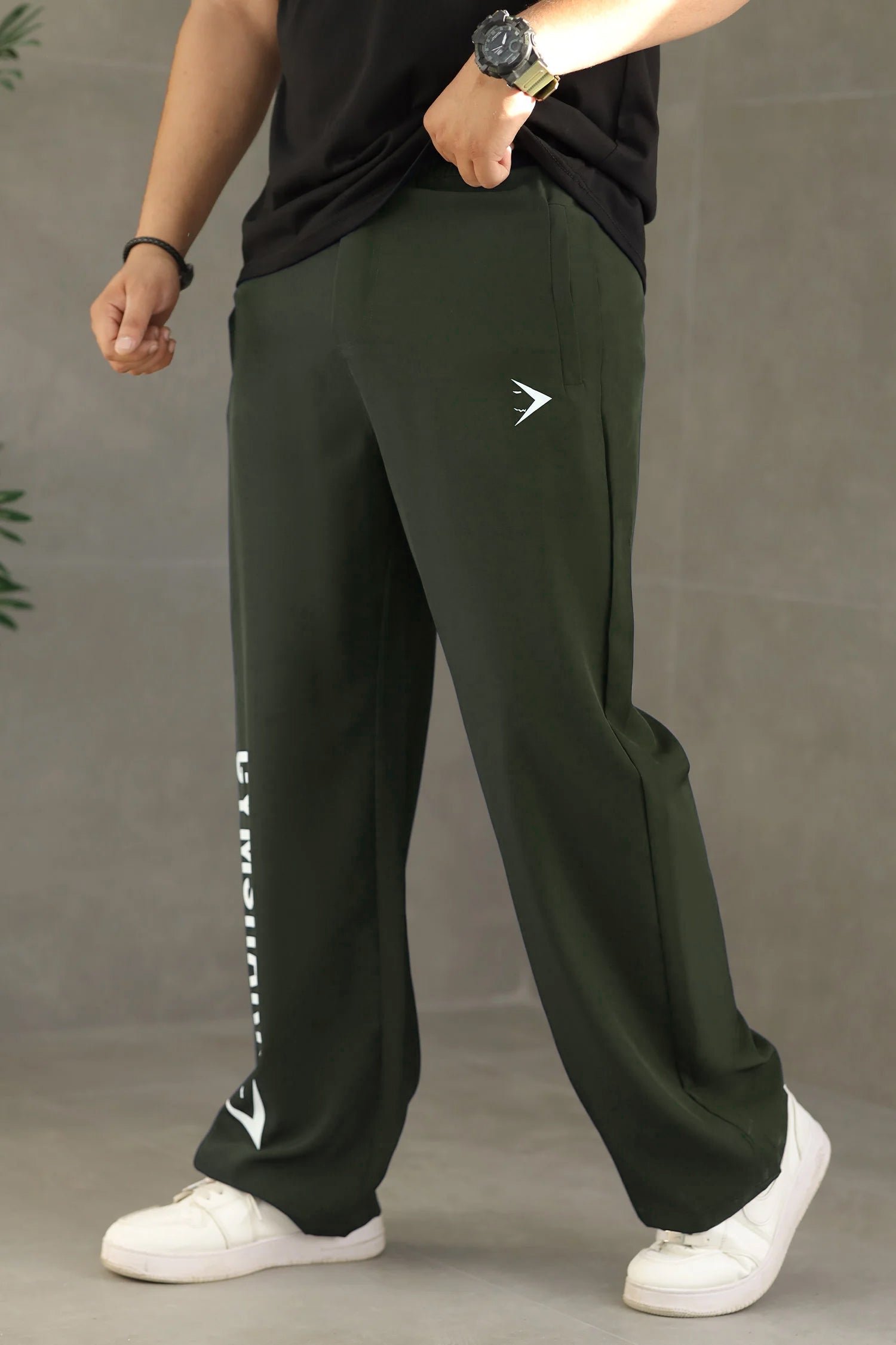 Gym Shrk Worn Essential Loose Bottom Trouser