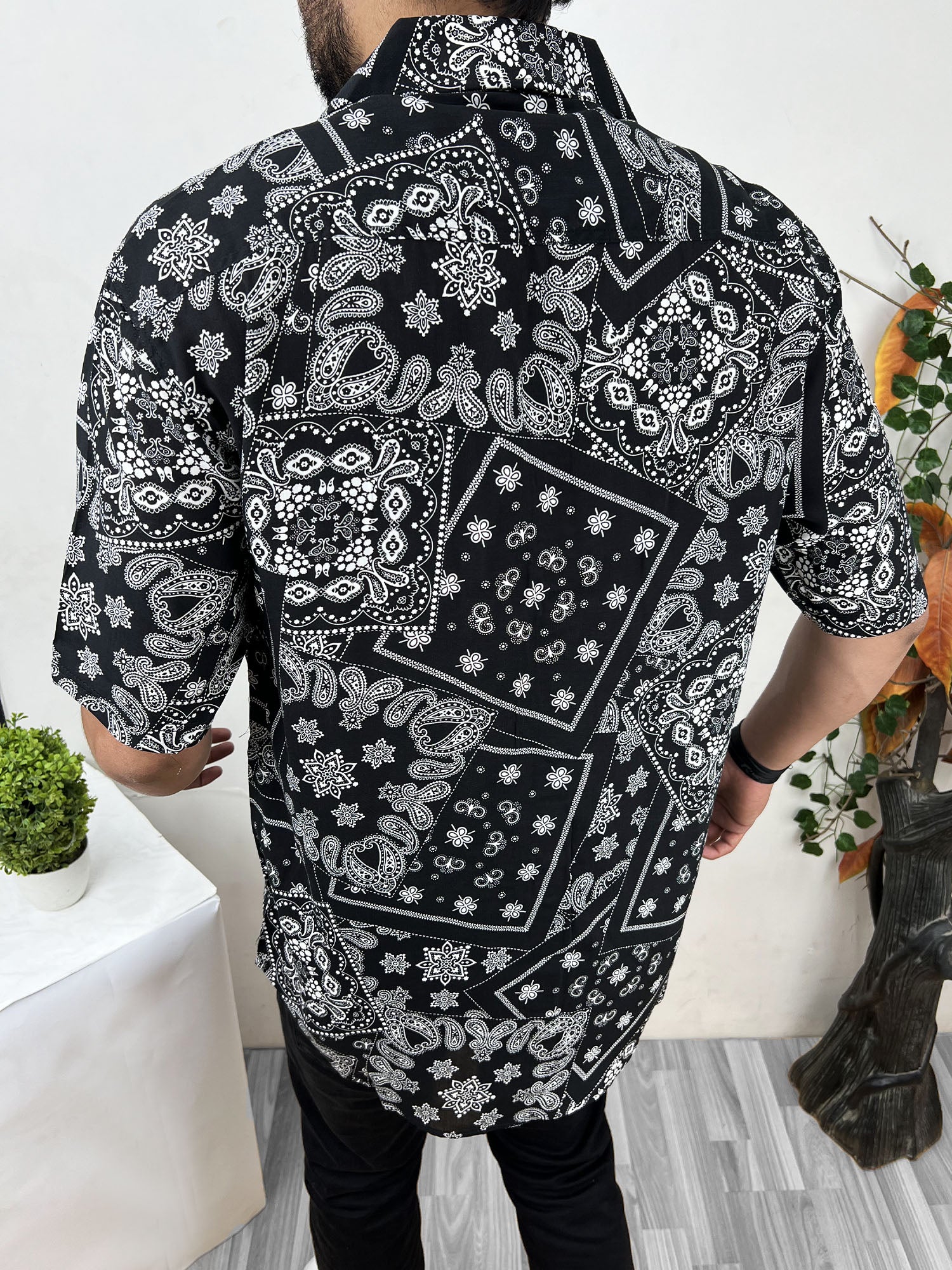 Vintage Paisley Design Half Sleeve Linen Casual Shirt