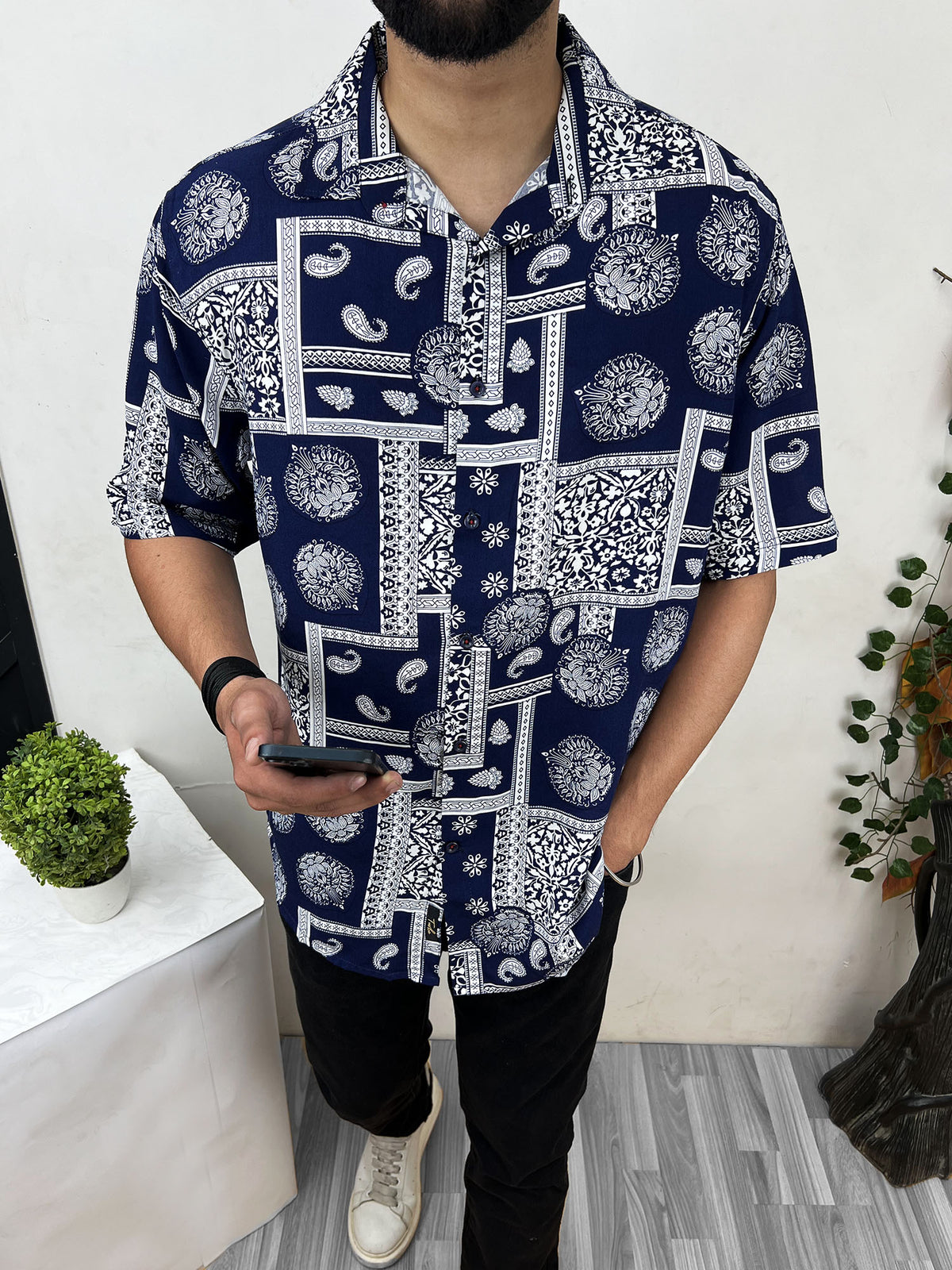 Paisley Design Half Sleeve Linen Casual Shirt In Navy Blue