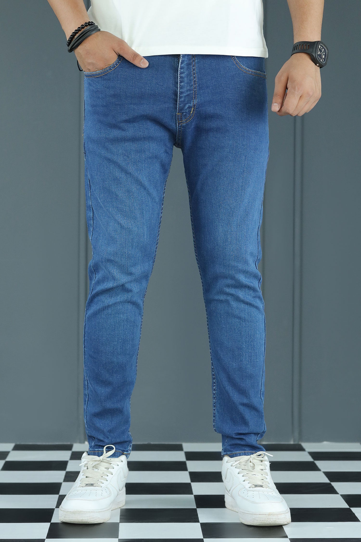 City Mode Turbo Ankle Fit Jeans In Mid Blue