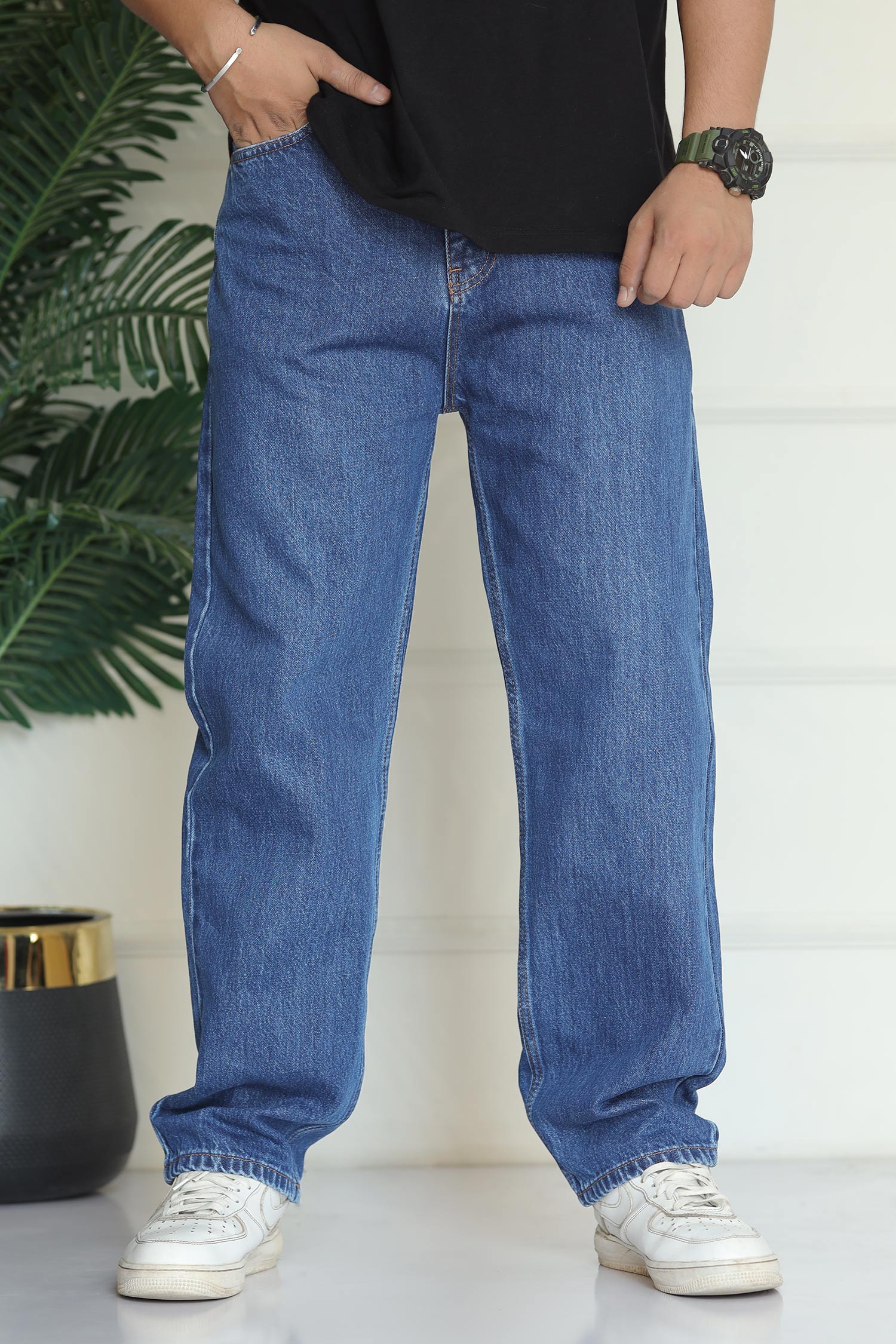 Turbo Men's Wide Straight Baggy Jeans In Mid Blue
