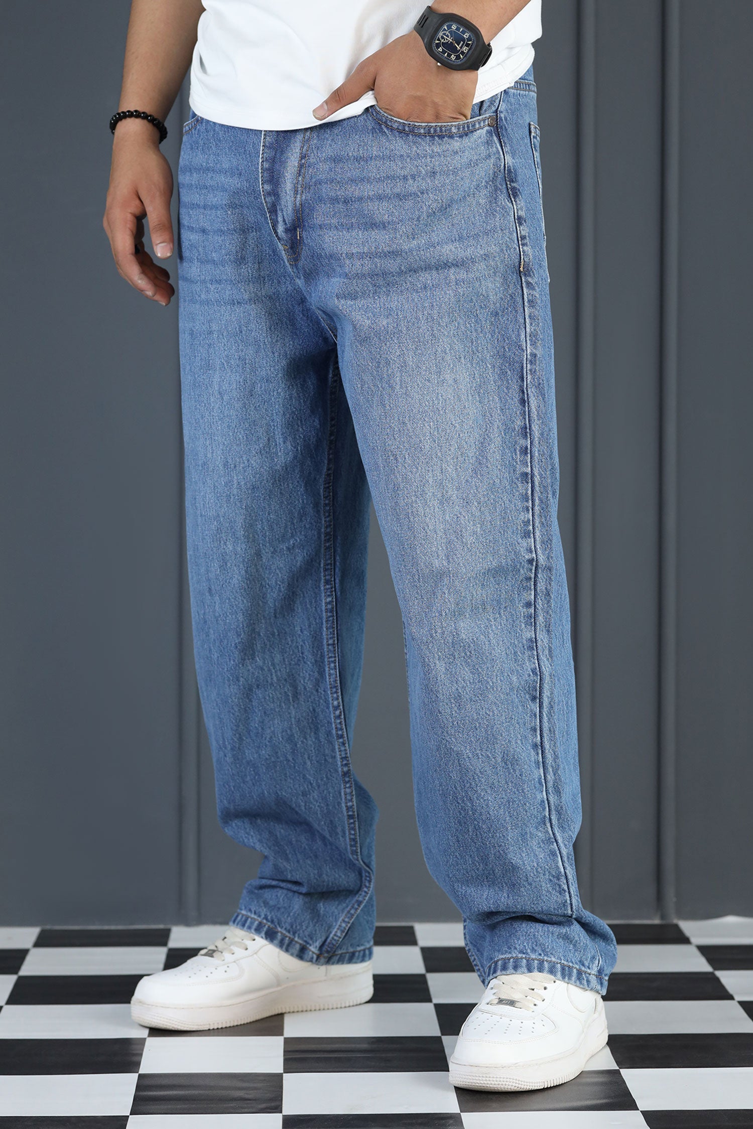 Loose Fit Comfort Turbo Jeans in Mid Blue