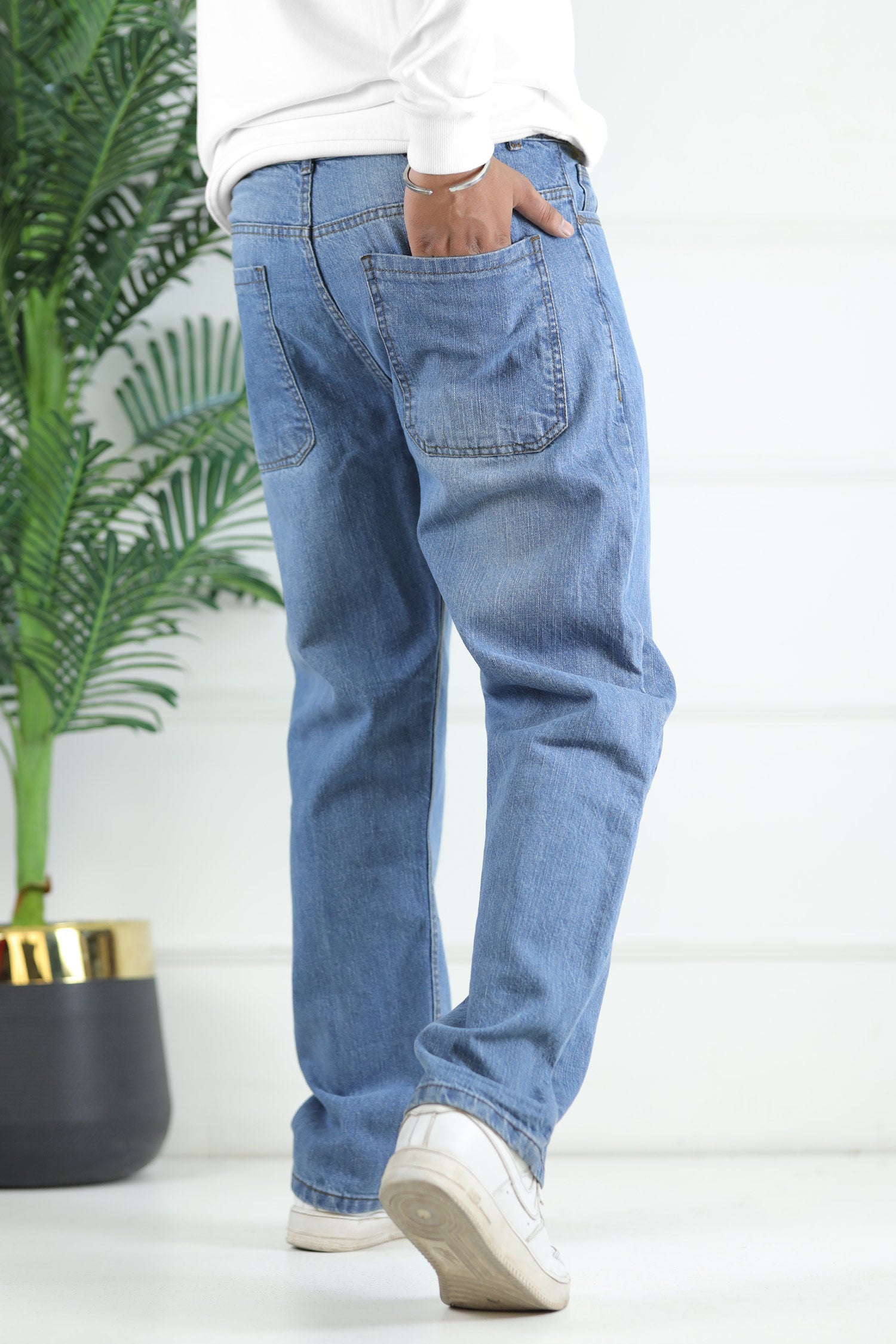 Turbo Men's Urban Skater Baggy Jeans In Mid Blue