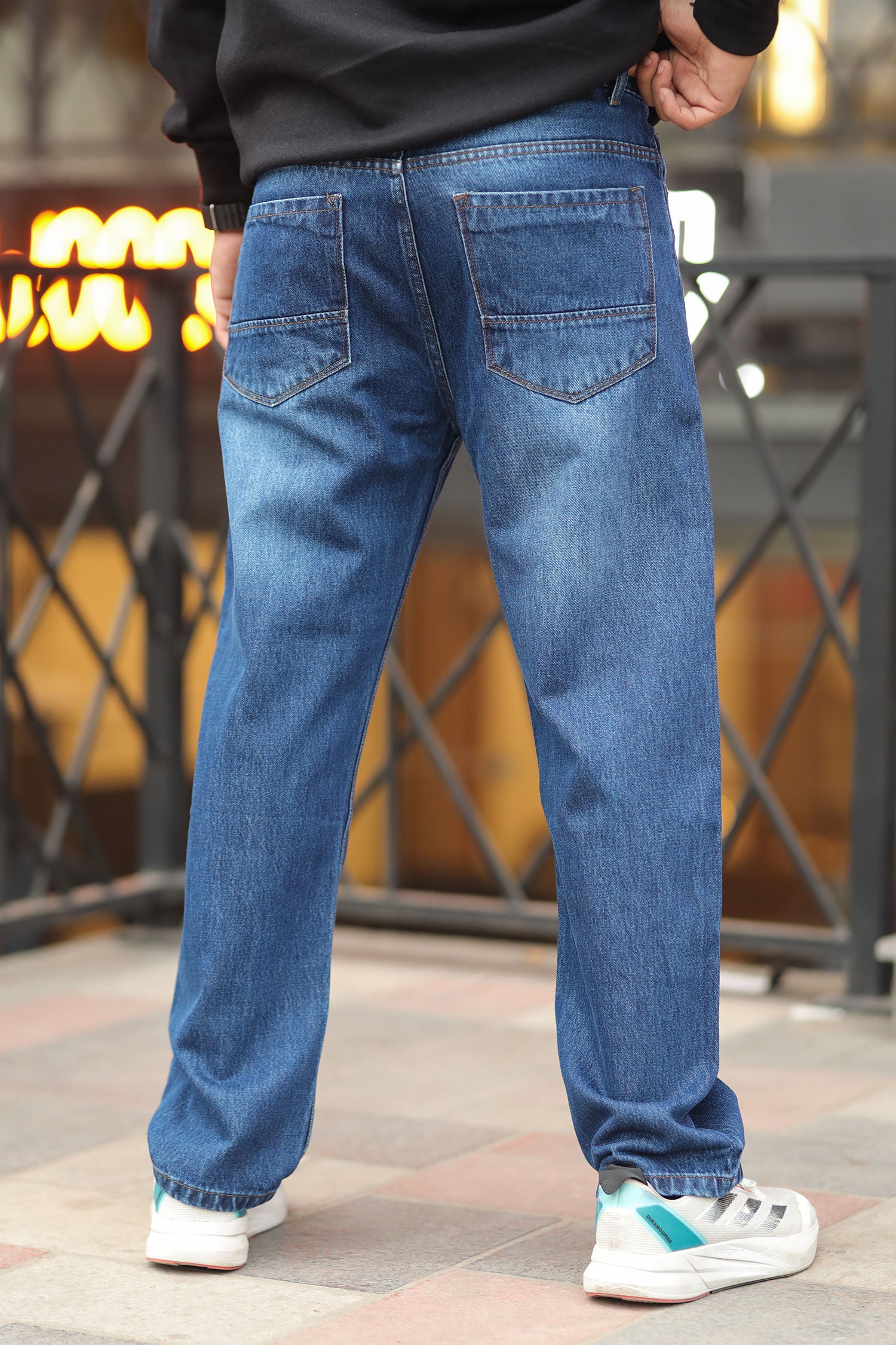 Loose Fit Plain Denim Turbo Jeans in Mid Blue