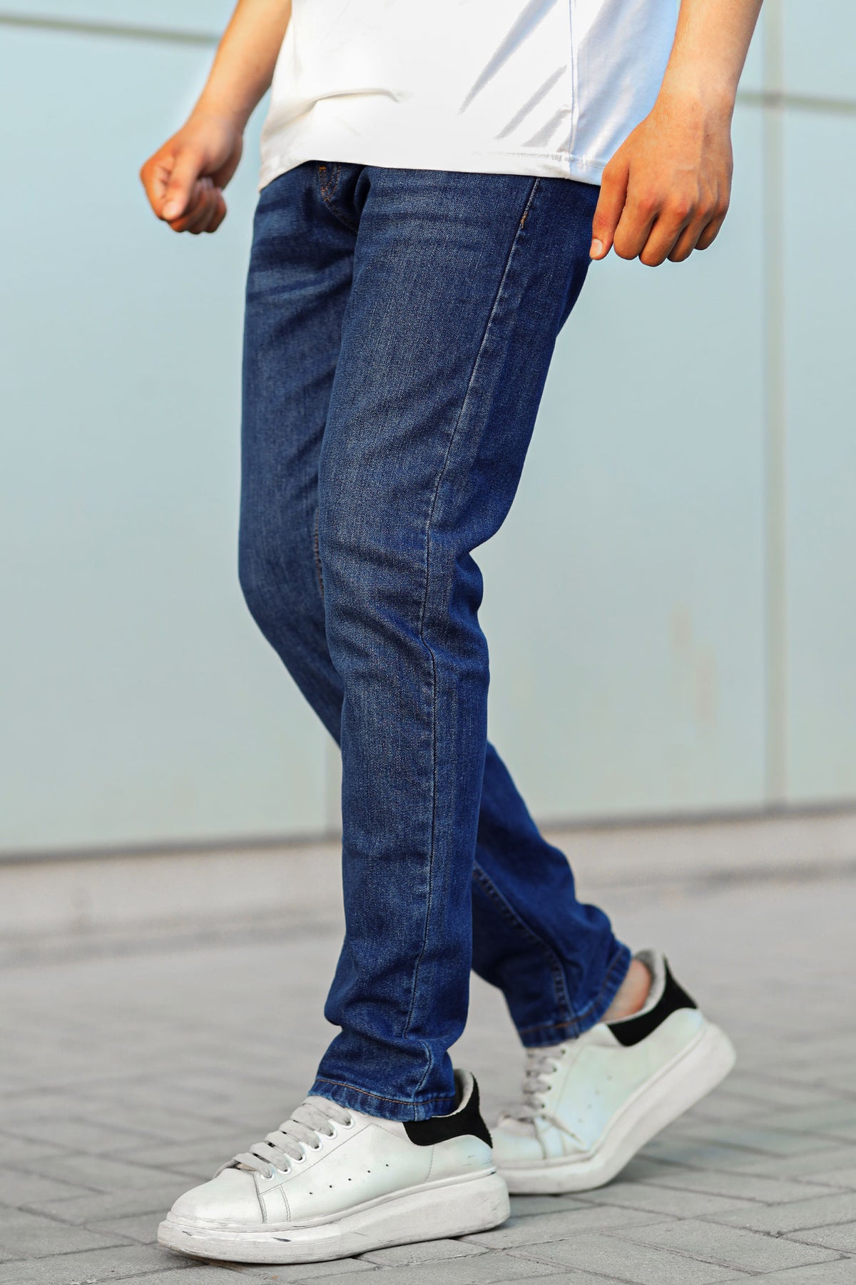 Plain Turbo Slim Fit Jeans In Mid Blue