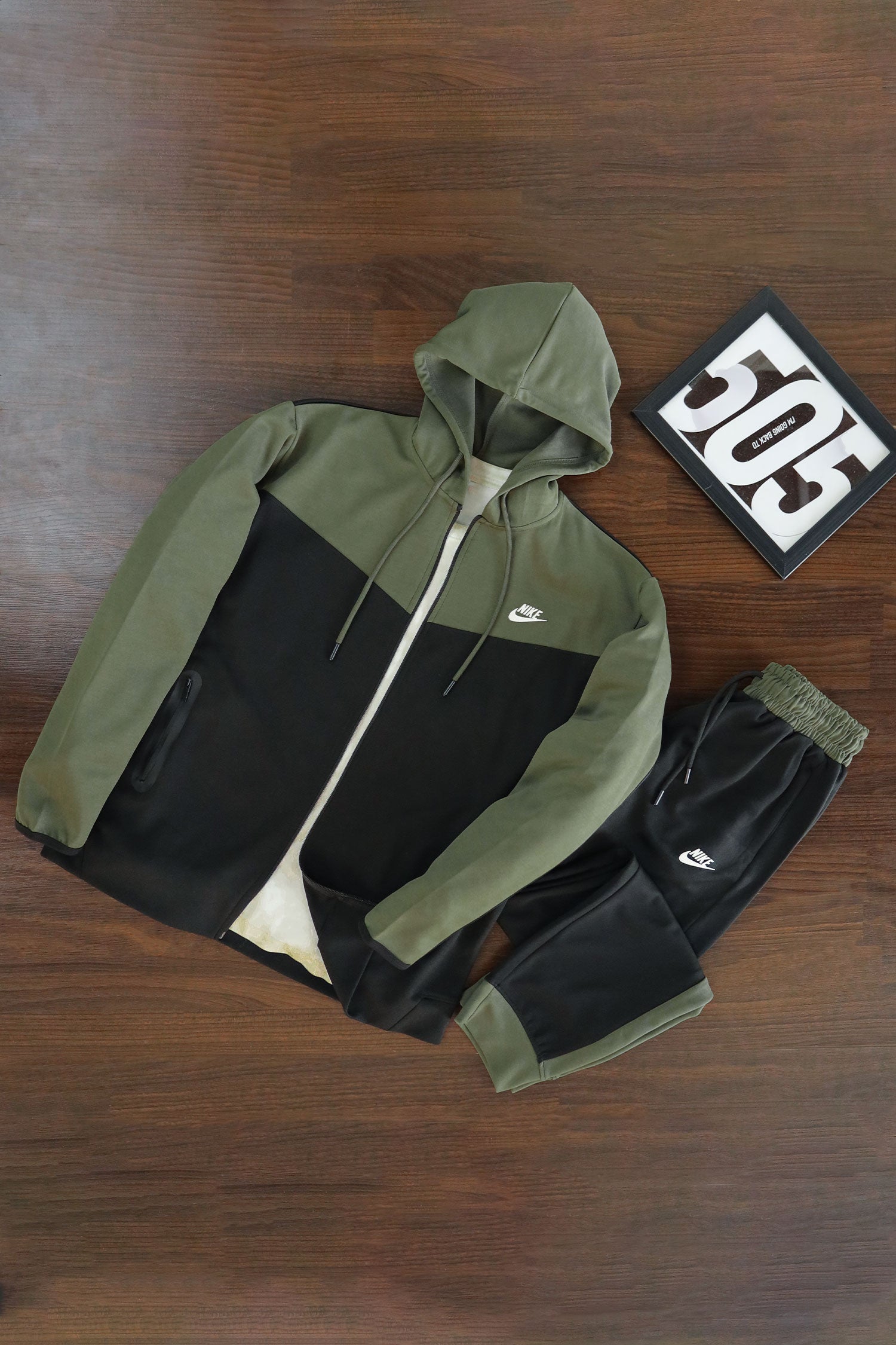 Nke V Diagonal Pattern Mock Neck Tracksuit