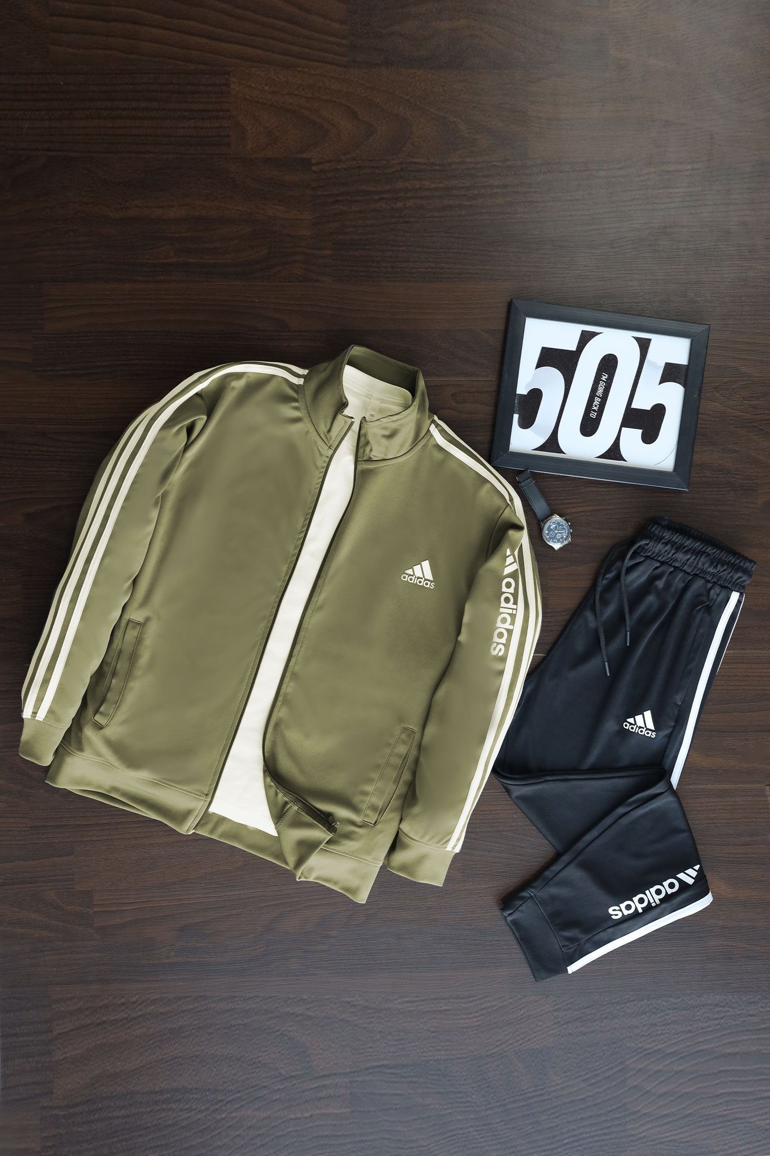 Adds 3 Stripes Signature Mock Neck Zipper Tracksuit