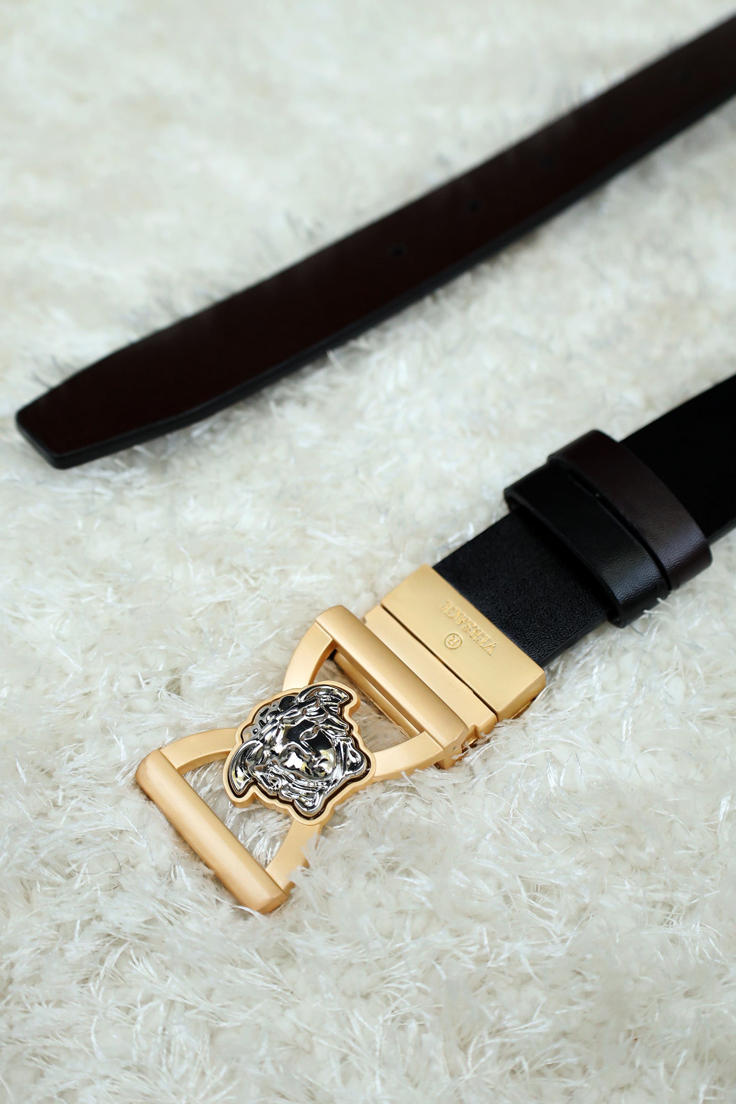 Vrsce Metal Alloy Automatic Buckle Branded Belt