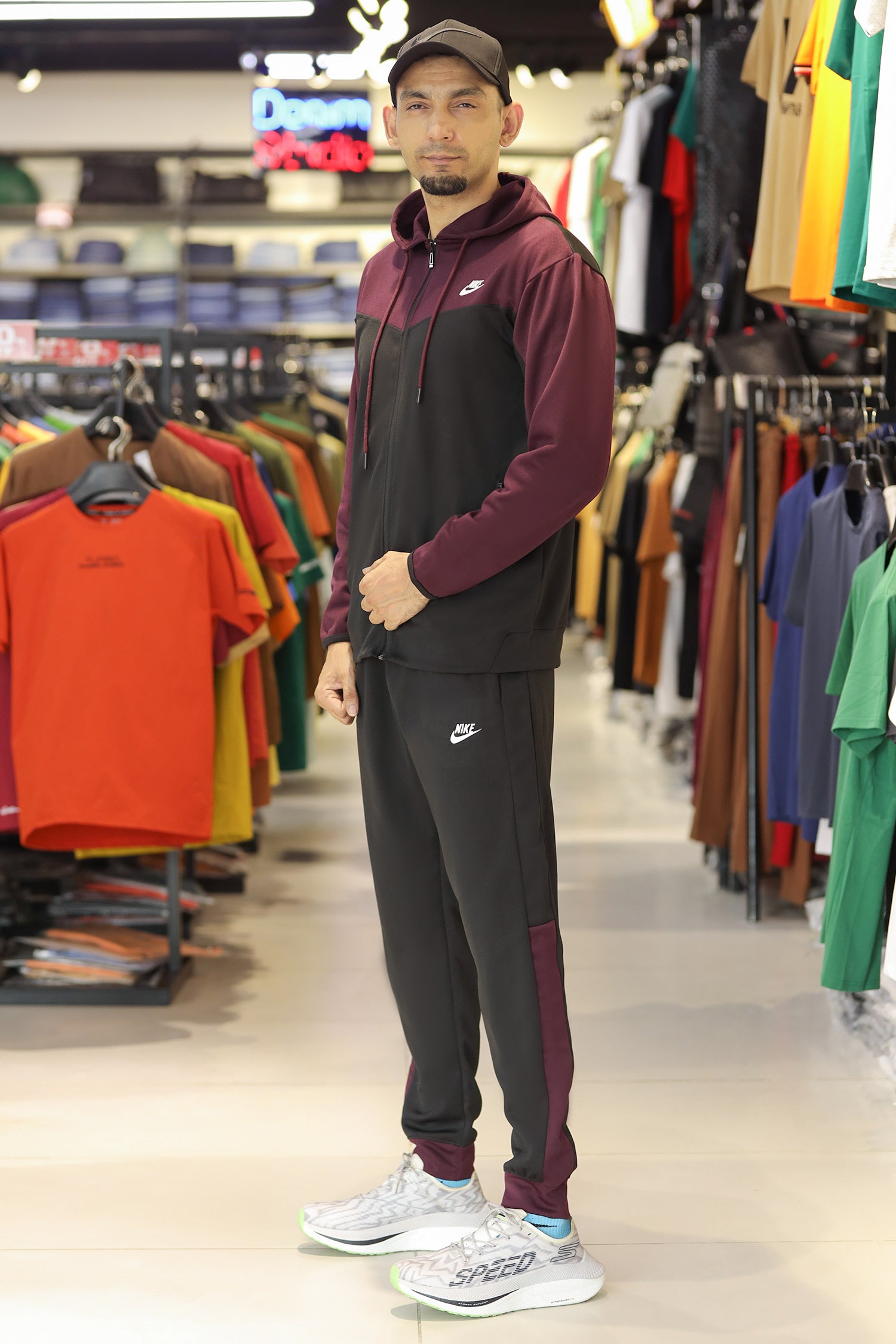 Nke V Diagonal Pattern Mock Neck Tracksuit