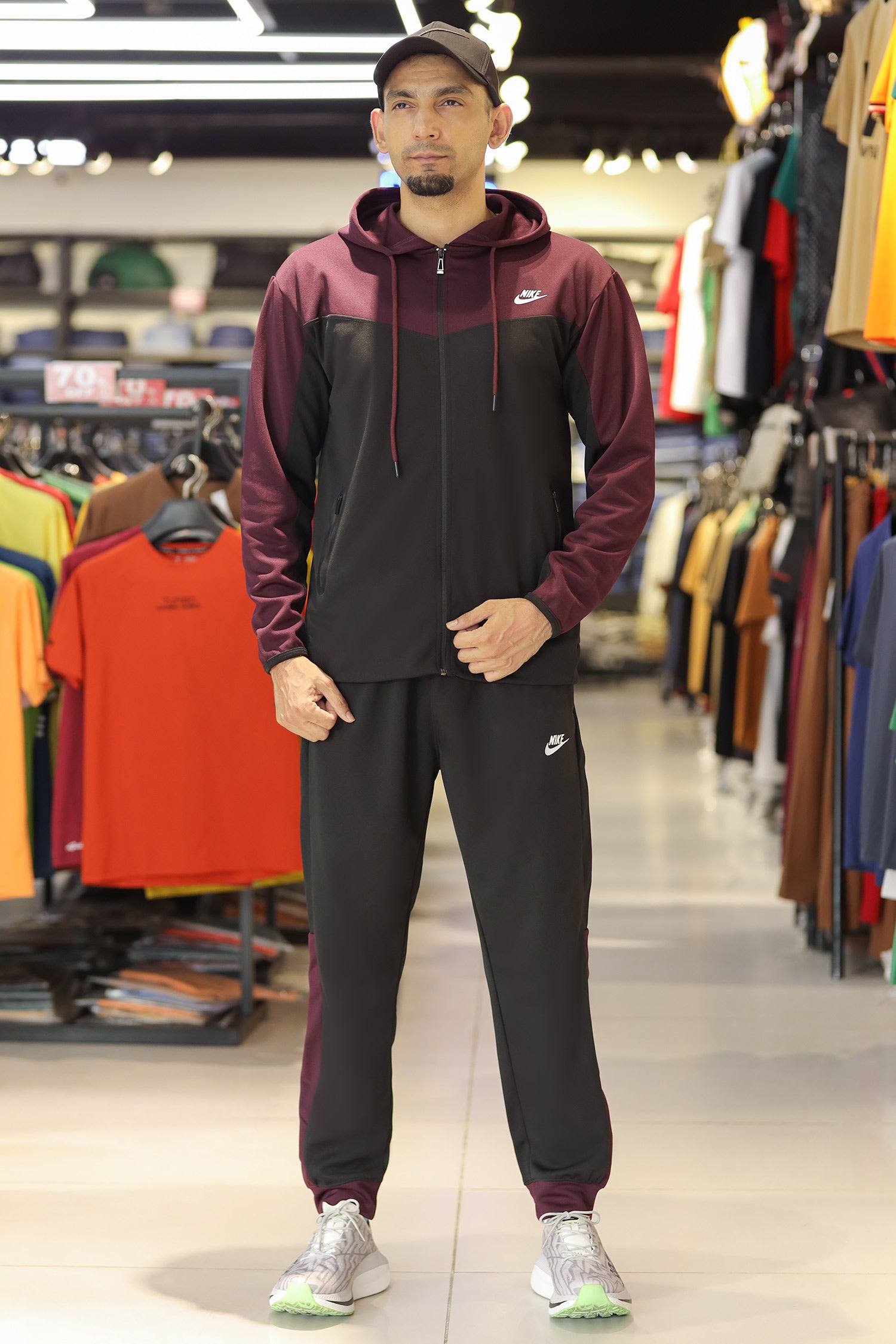 Nke V Diagonal Pattern Mock Neck Tracksuit