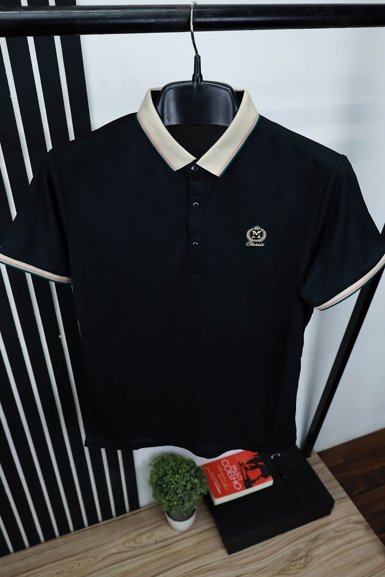 Branded Embroidered Front Logo Polo Shirt In Black