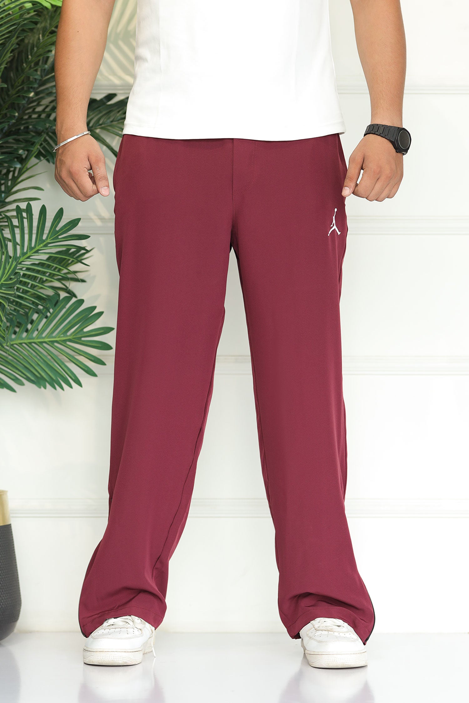 Jrdn 'Airborne' Micro-Tech Loose-Bottom Trouser