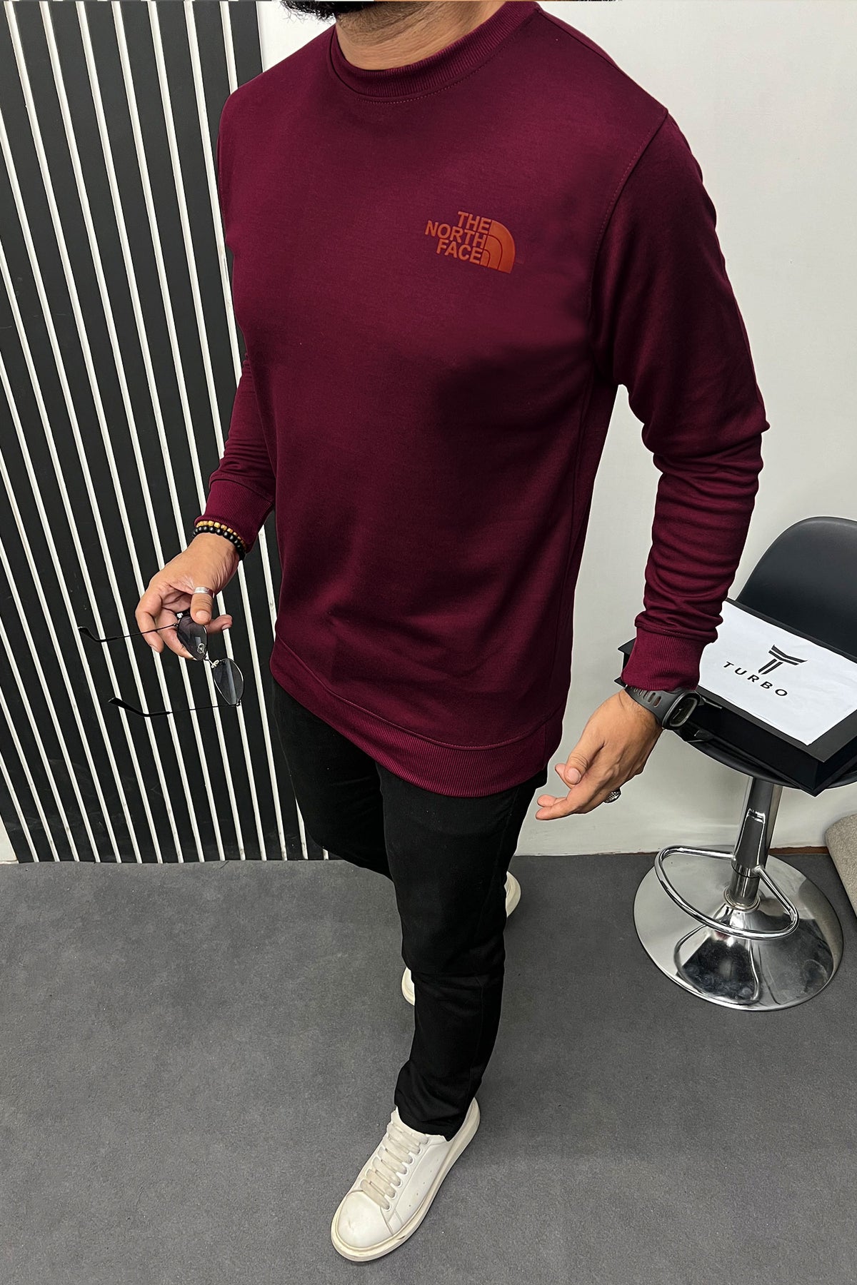 The Nrth Fce Holiday Crew Neck Full Sleeves Men's Sweatshirt In Maroon