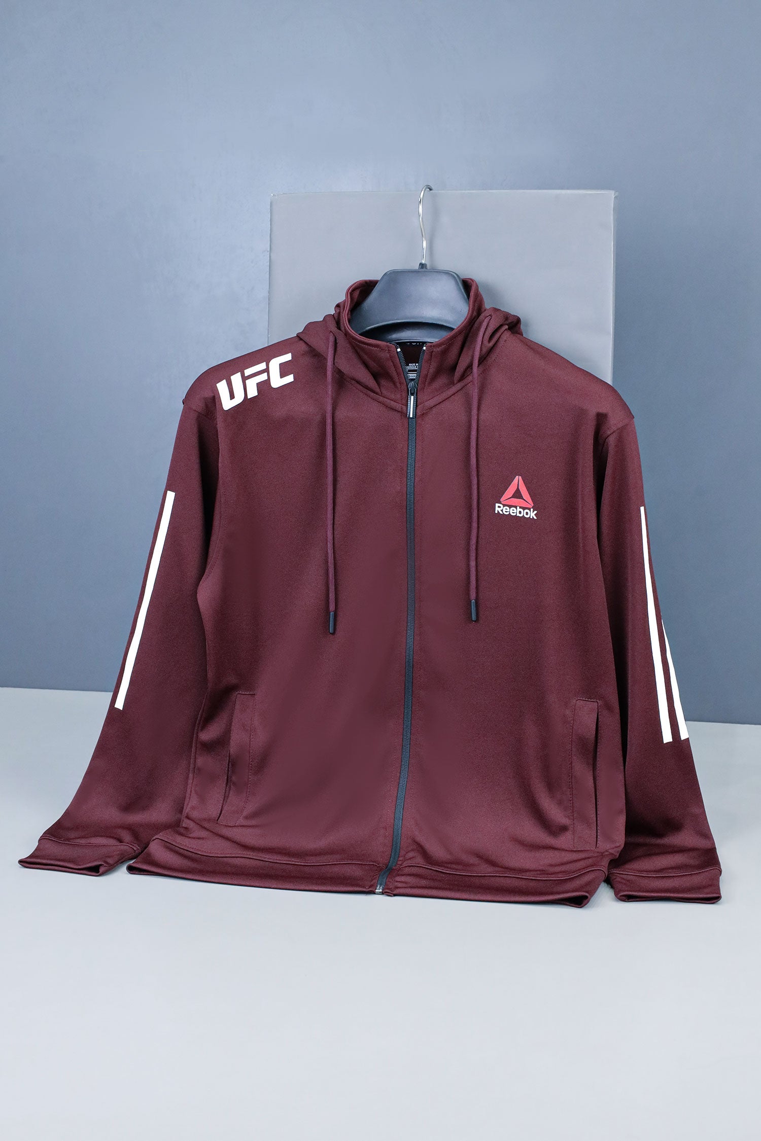 Reebk UFC Walkout Training Hood Style Men Zipper Upper