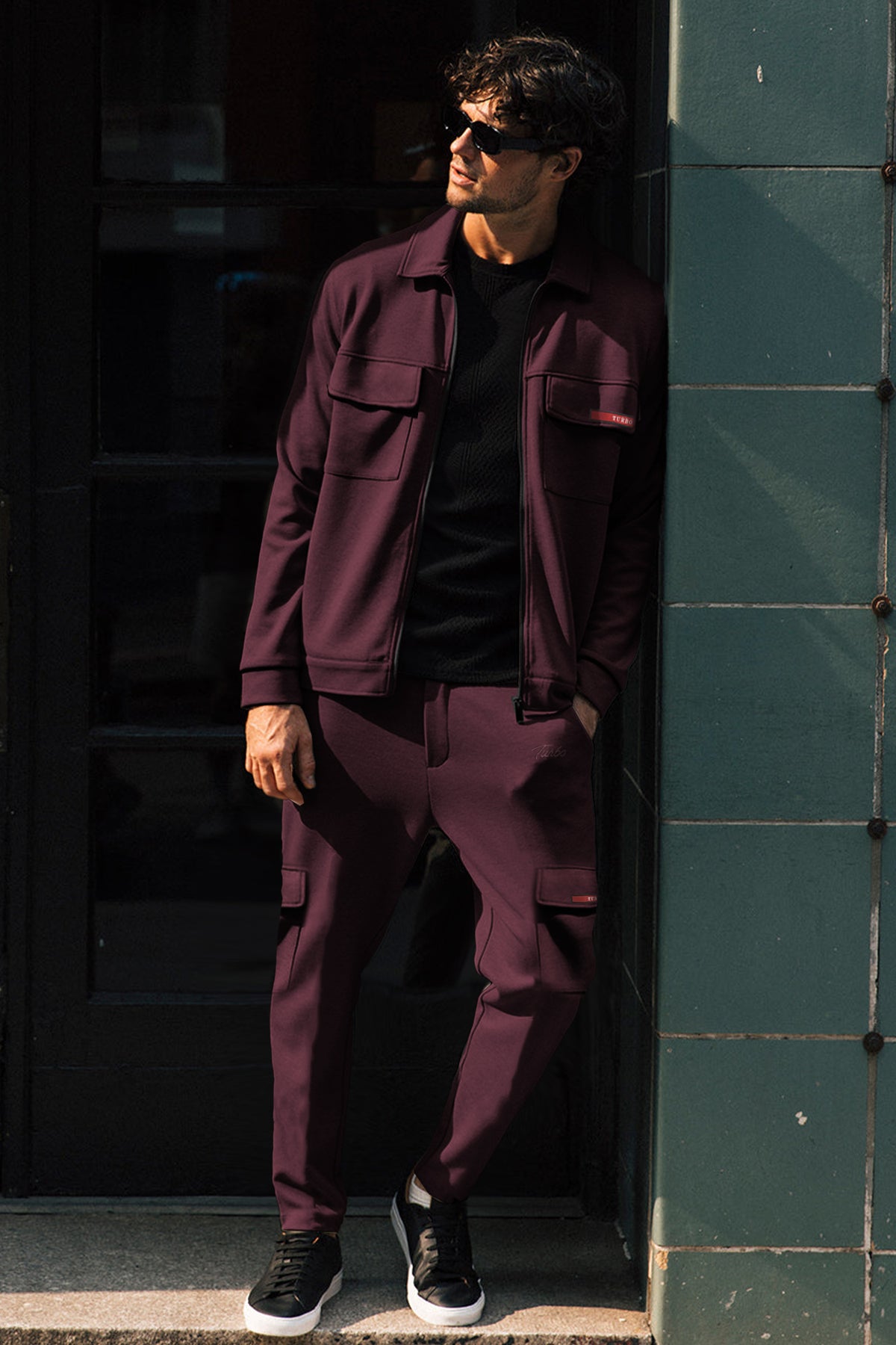 Turbo Collar Style Men Zipper Tracksuit in Maroon