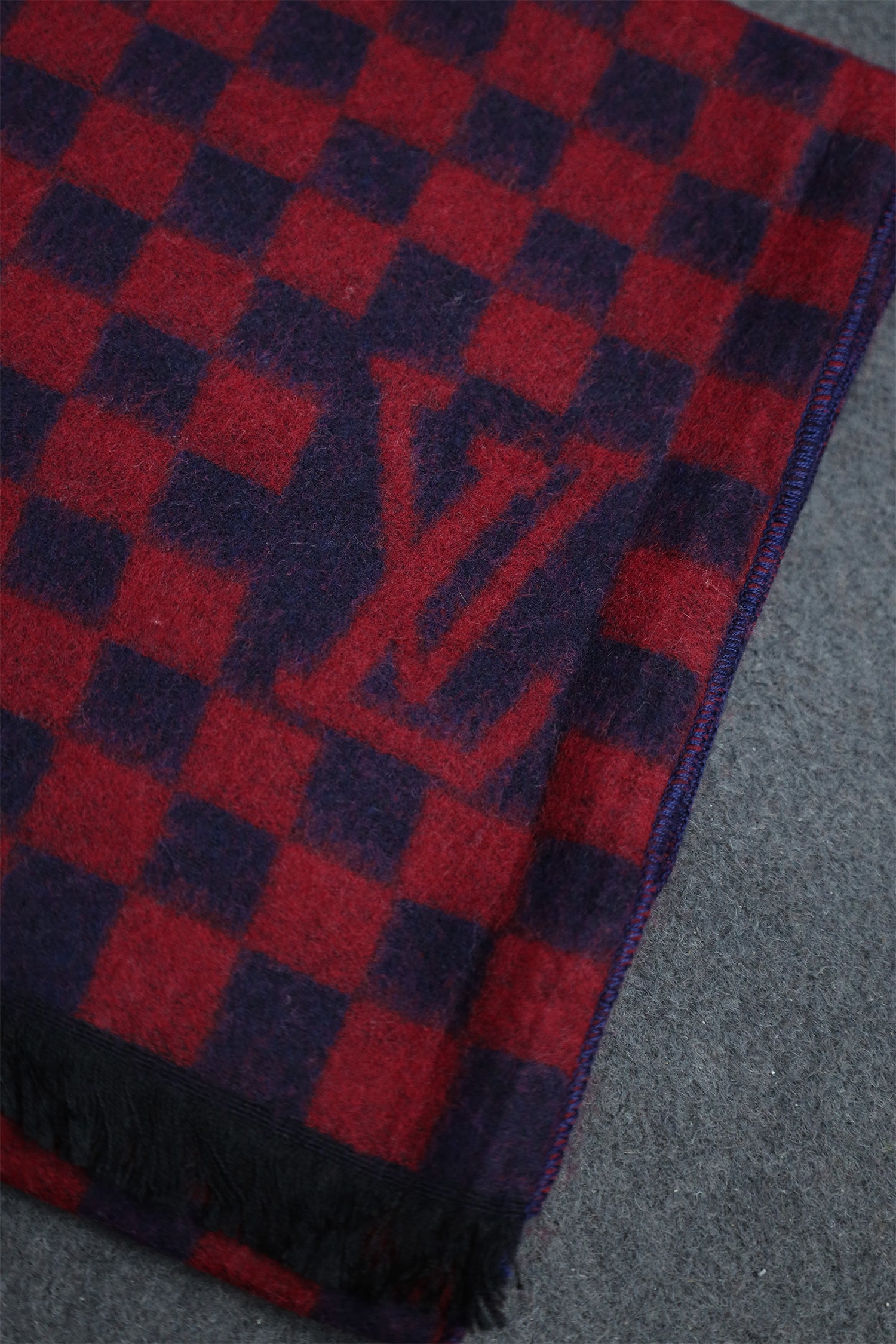 Luis Vten Authentic Checkered Knitted Wool Men Mufflers In Maroon