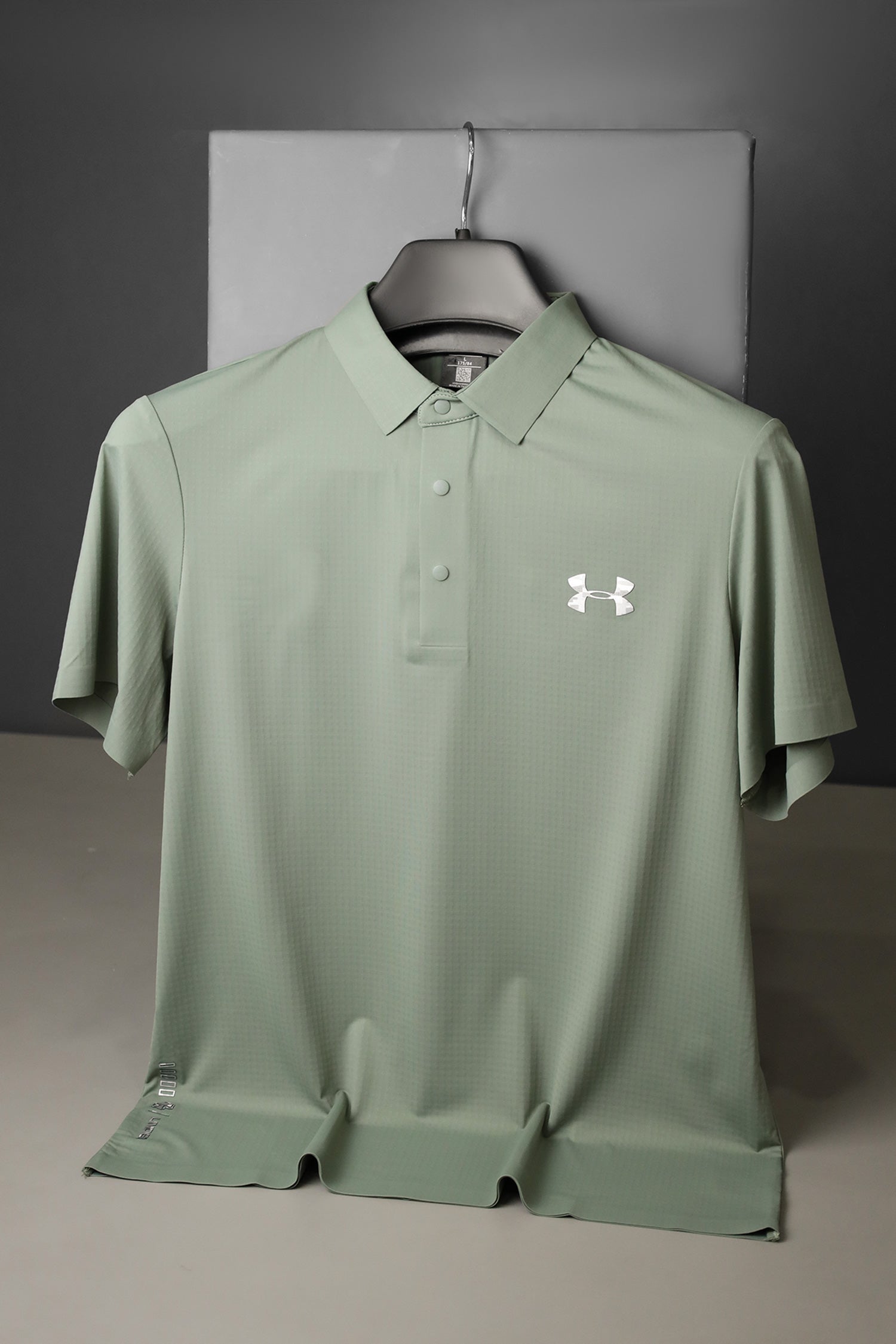Undr Armr AeroFit Athletic Dry-Fit Polo Shirt