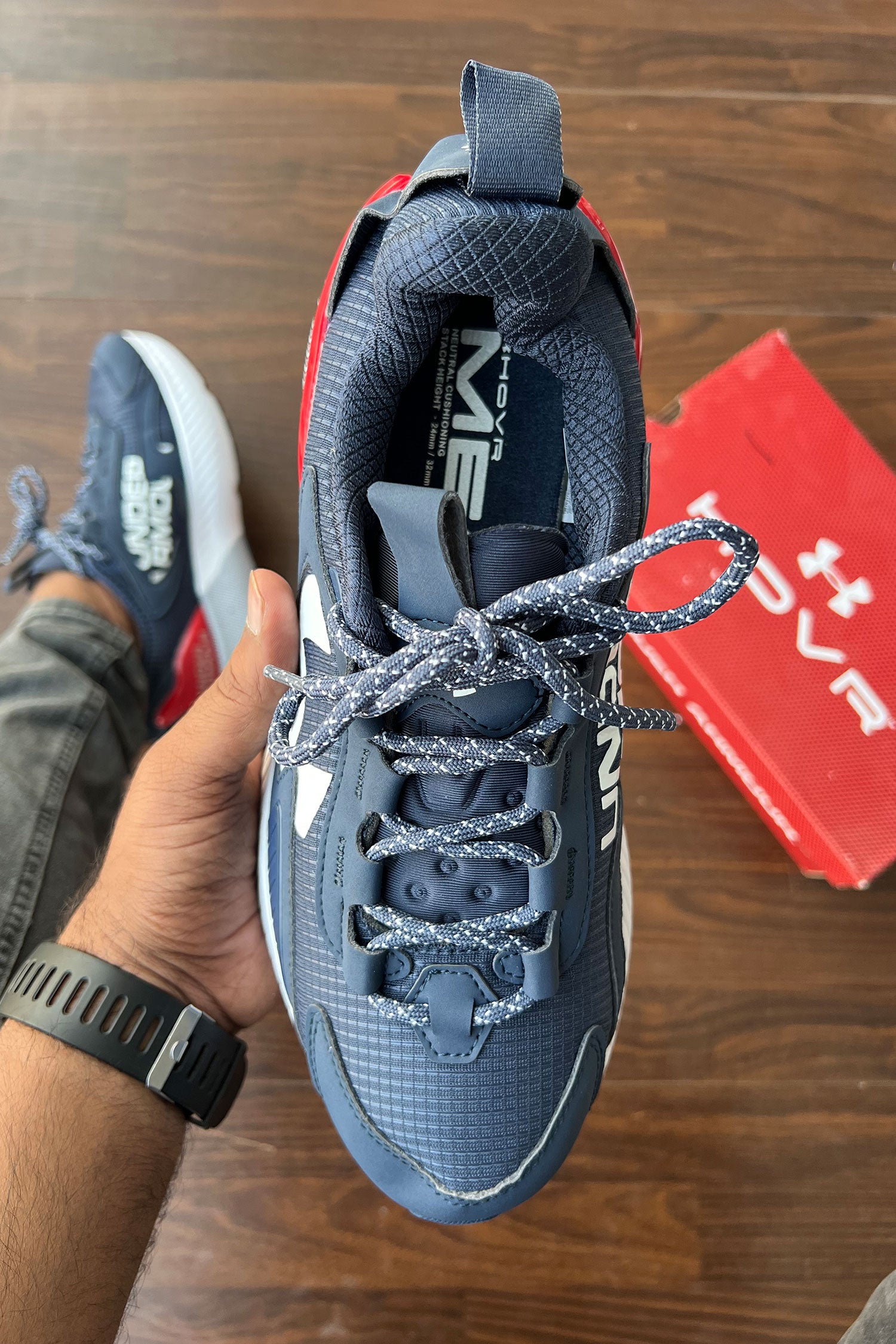 Undr Armr UA HOVR Mega 2 MVMNT Sneakers In Dark Blue