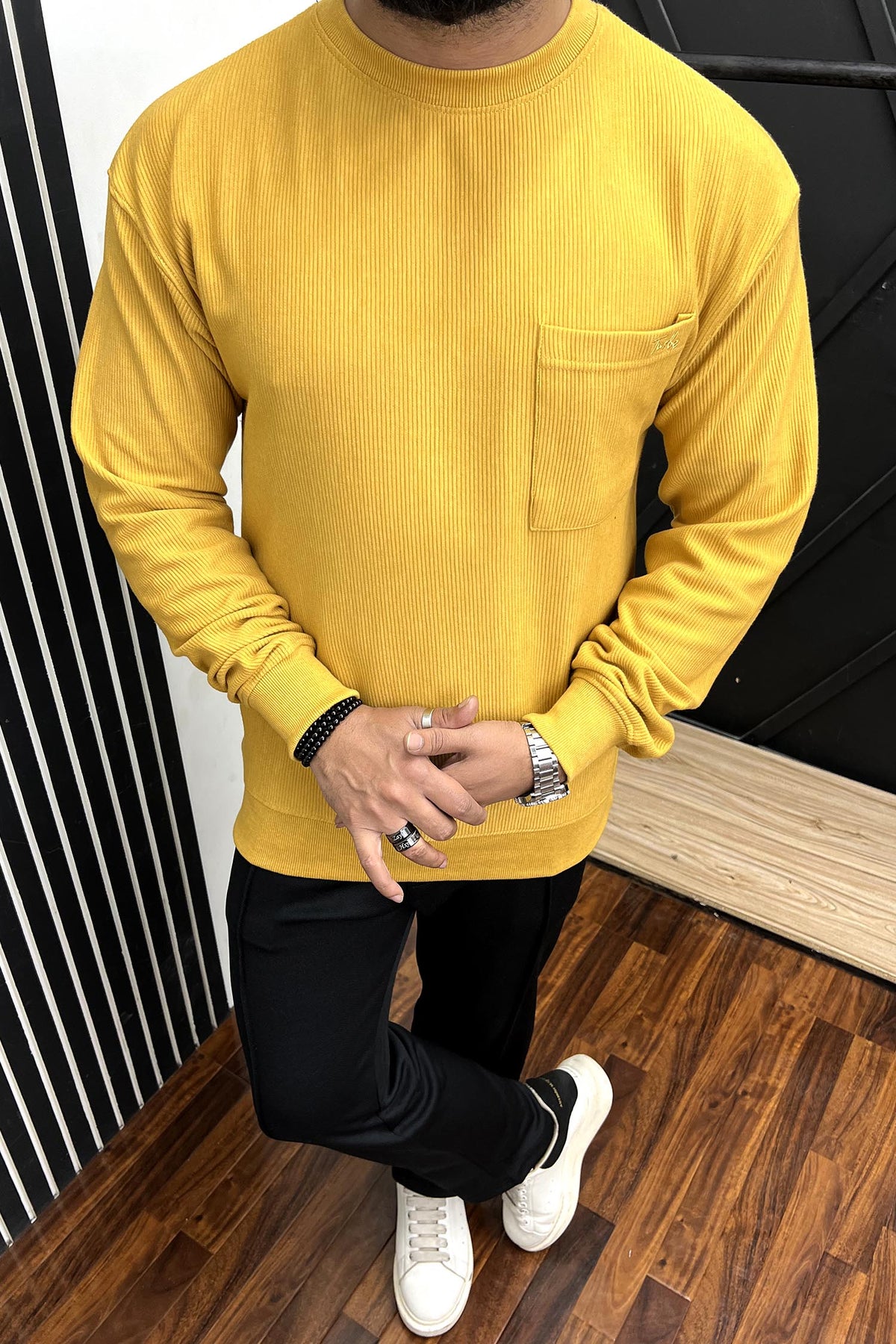 Turbo Pocket Style Embroided Men's Sweatshirt In Light Yellow