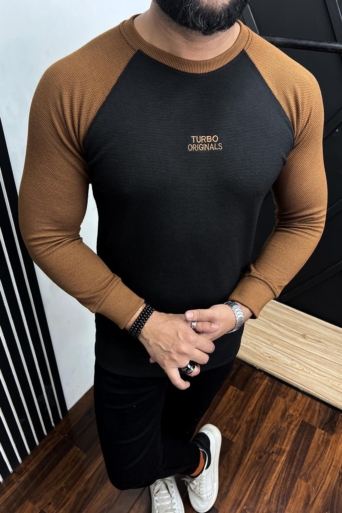 Turbo Embroided Logo Men's Sweatshirt In Black