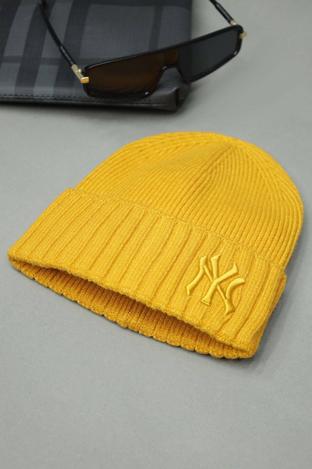 NY Letter Era Cashmere Wool Beanie Cap In Mustard