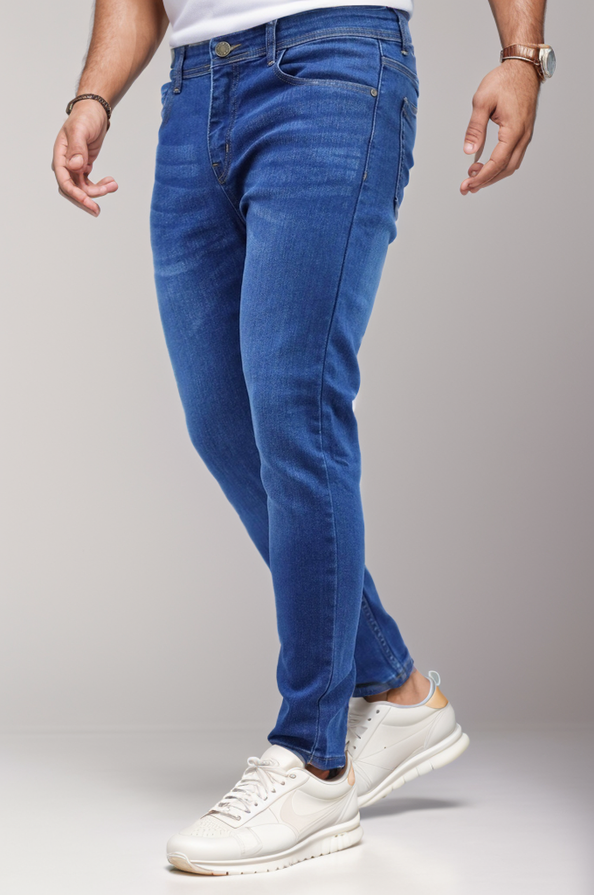 Light Faded Turbo Ankle Fit Jeans In Blue