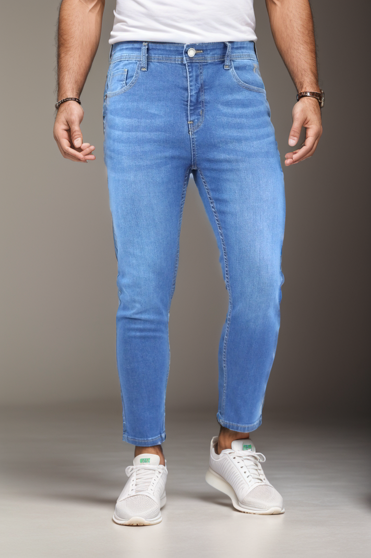 Ankle Fit Turbo Jeans In Light Blue
