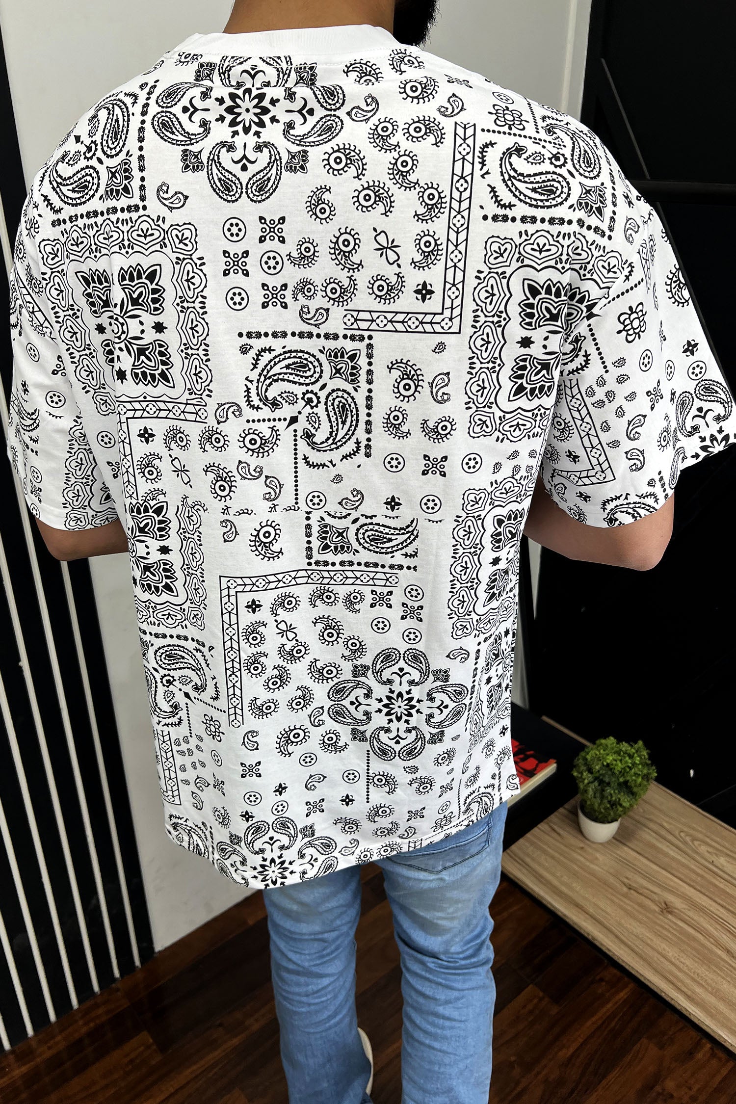 Bandana Print Design Oversized T-Shirt