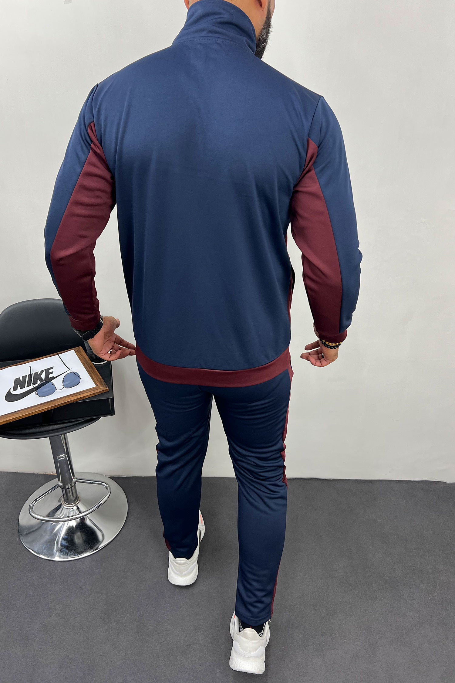 Nke Color-Block Mock Neck Fine Interlock Men Zipper Tracksuit In Navy&Maroon