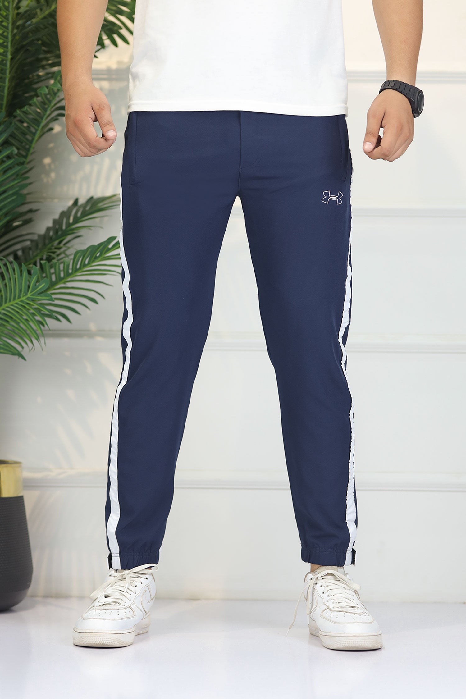 Undr Armr 'The Reveal' Cuff Logo & Sideline Micron Trouser