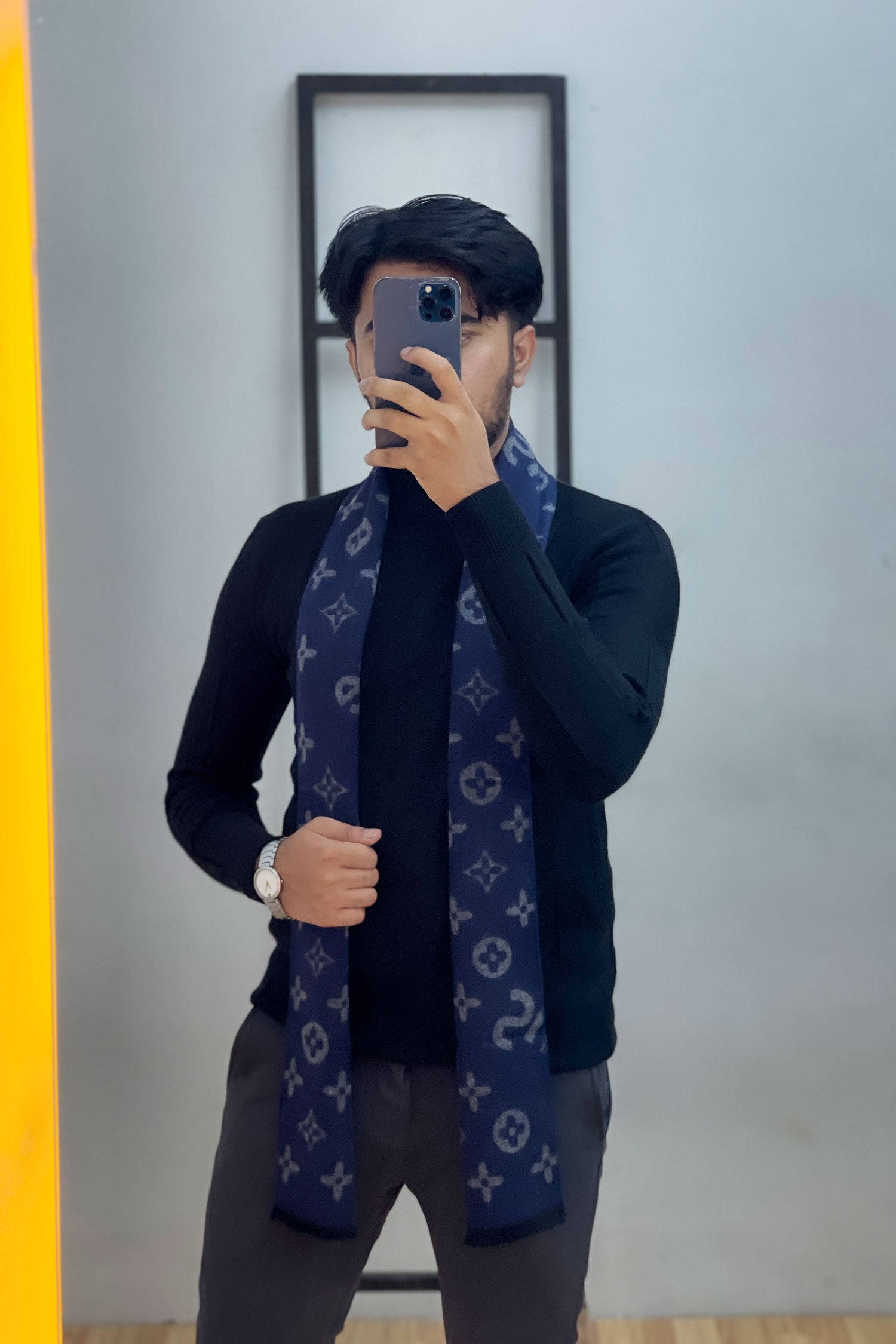 Luis Vten x Suprme Iconic Premium Wool Men Mufflers In Navy Blue