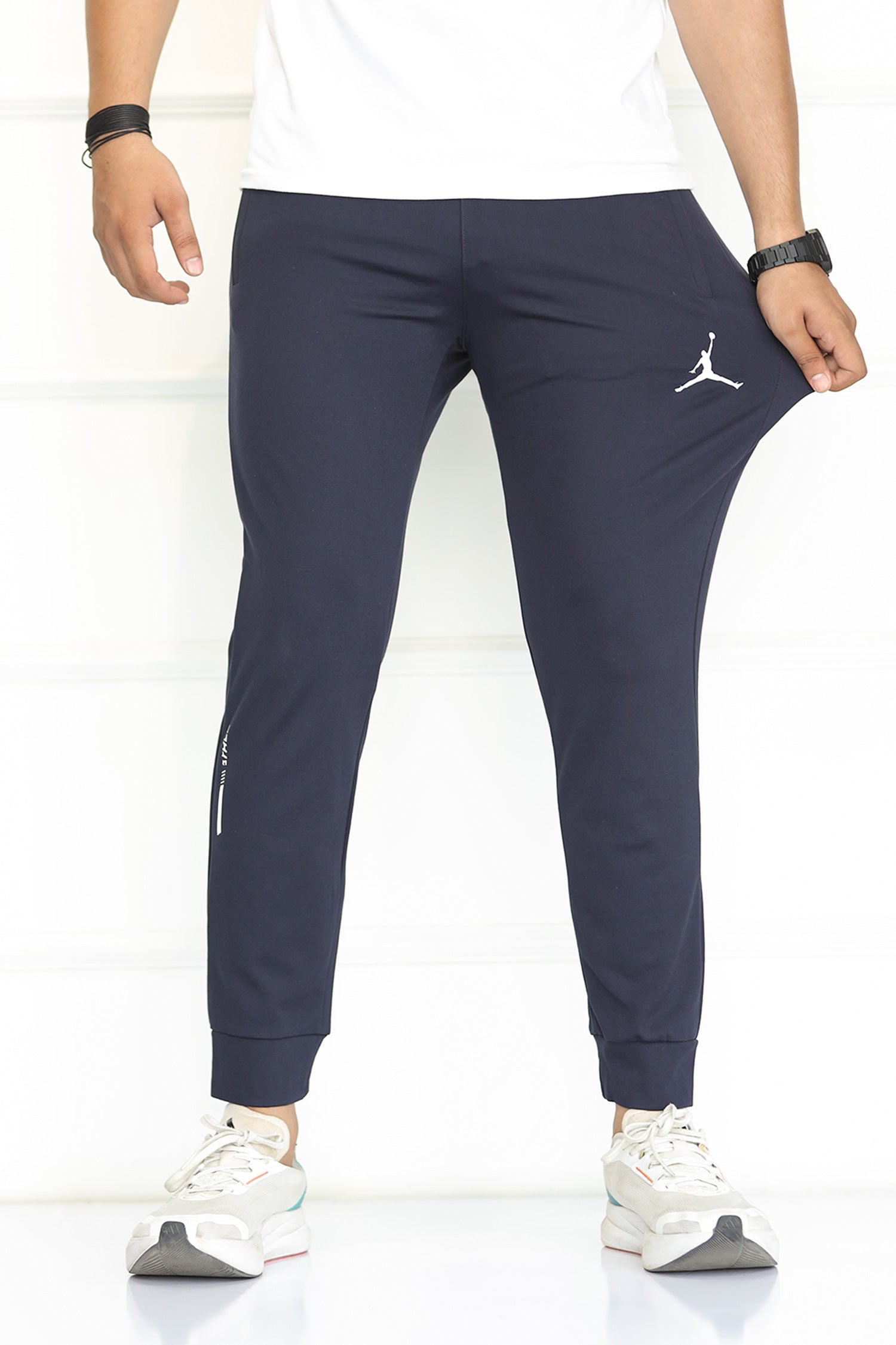 Jrdn 'Flight-Ready' Kinetic Stretch SlimFit Trouser