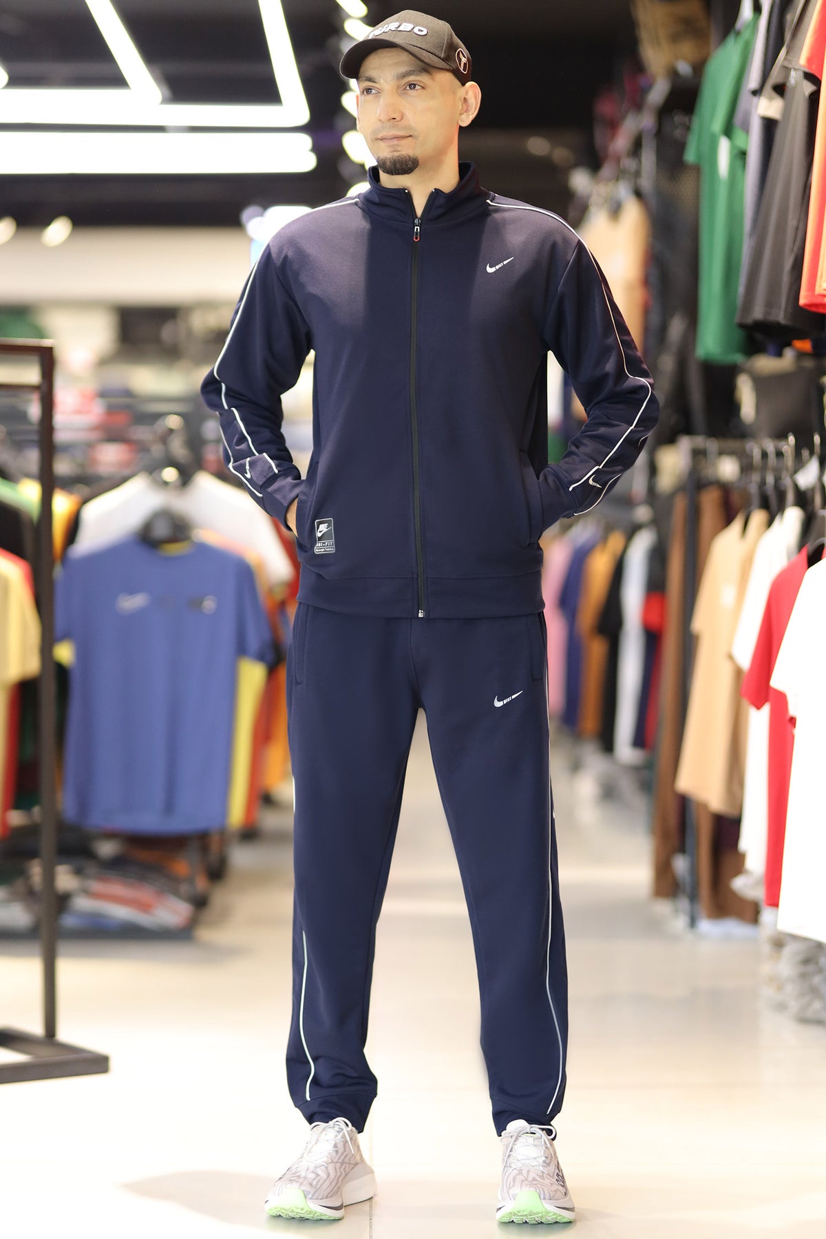 Nke 90s Vintage Spellout Zipper Style Tracksuit