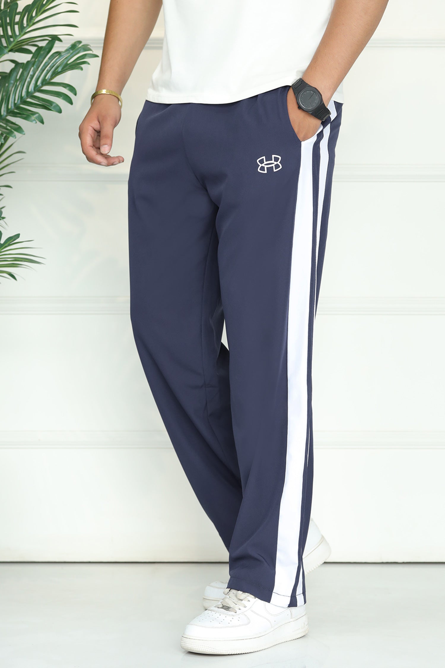 Undr Armr Micro-Tech Heritage Stripe Sportswear Trouser