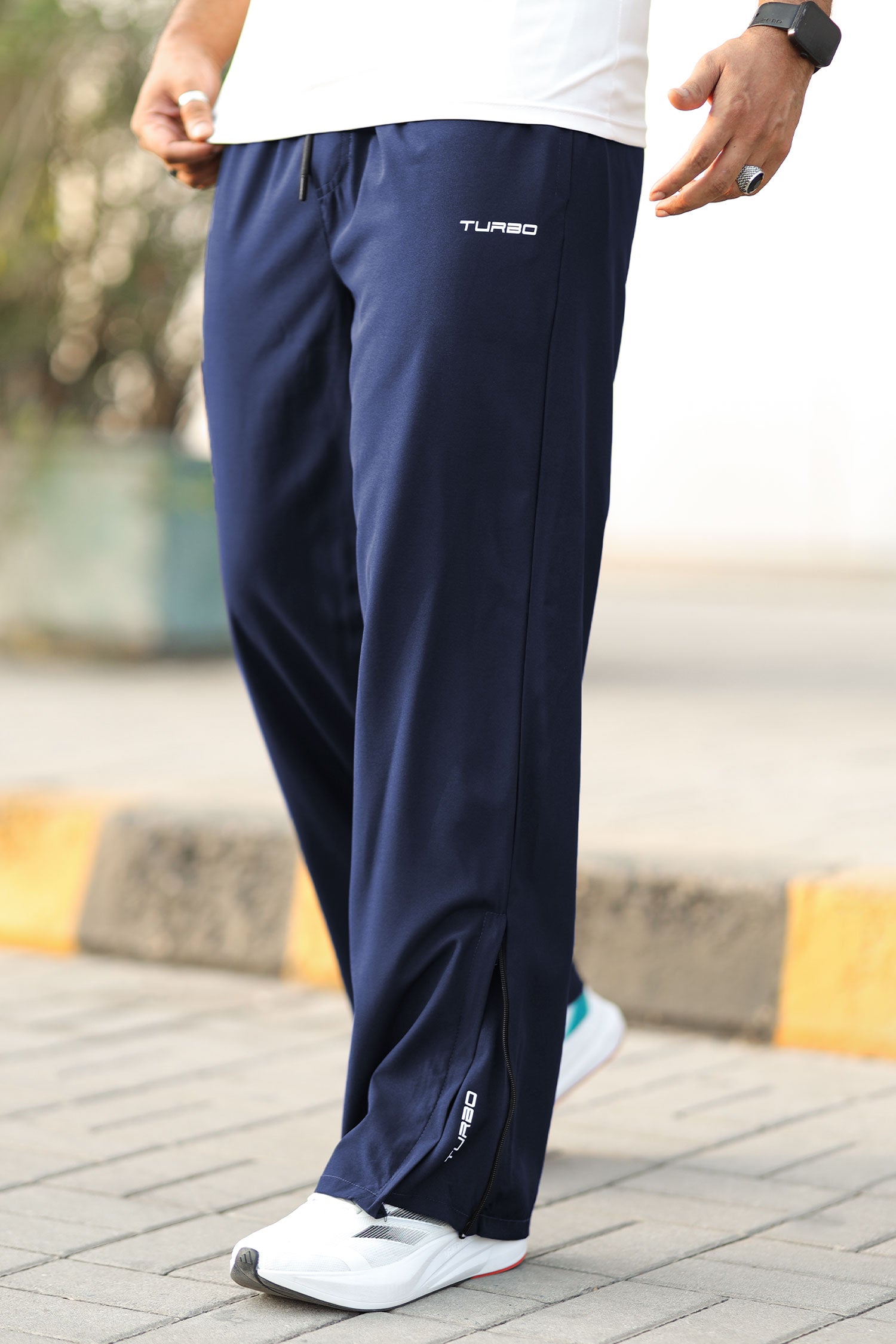 Turbo Loose Bottom Zip Style Imported Sportswear Trouser