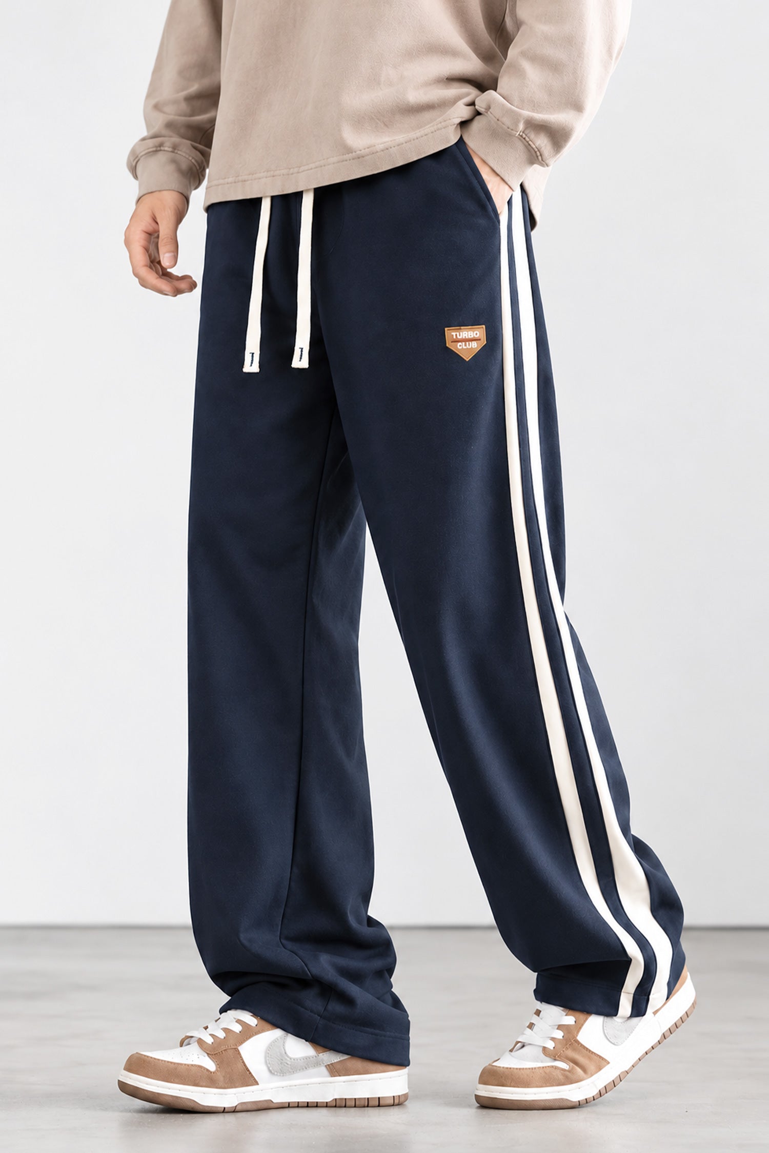 Turbo Club Striped Wide-Leg Loose Bottom Trouser In Navy Blue
