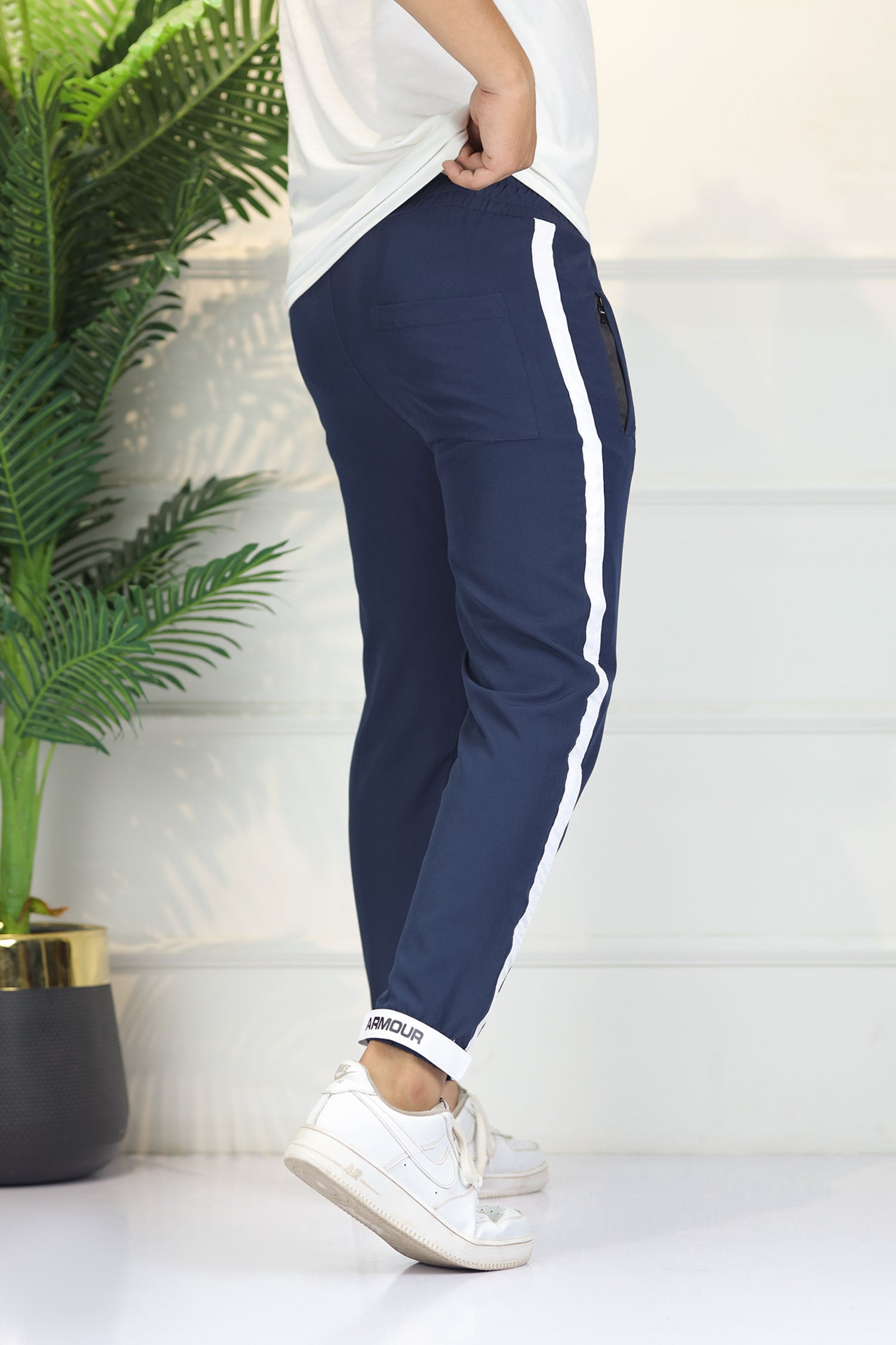 Undr Armr 'The Reveal' Cuff Logo & Sideline Micron Trouser