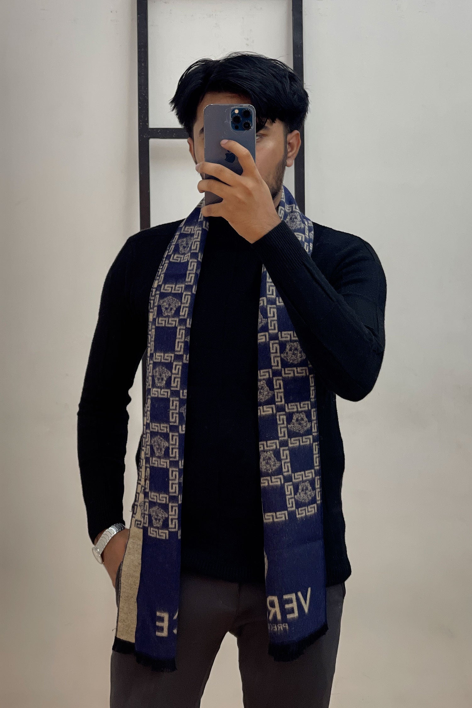 Vrsce Designer Motif Premium Wool Men Mufflers In Navy Blue