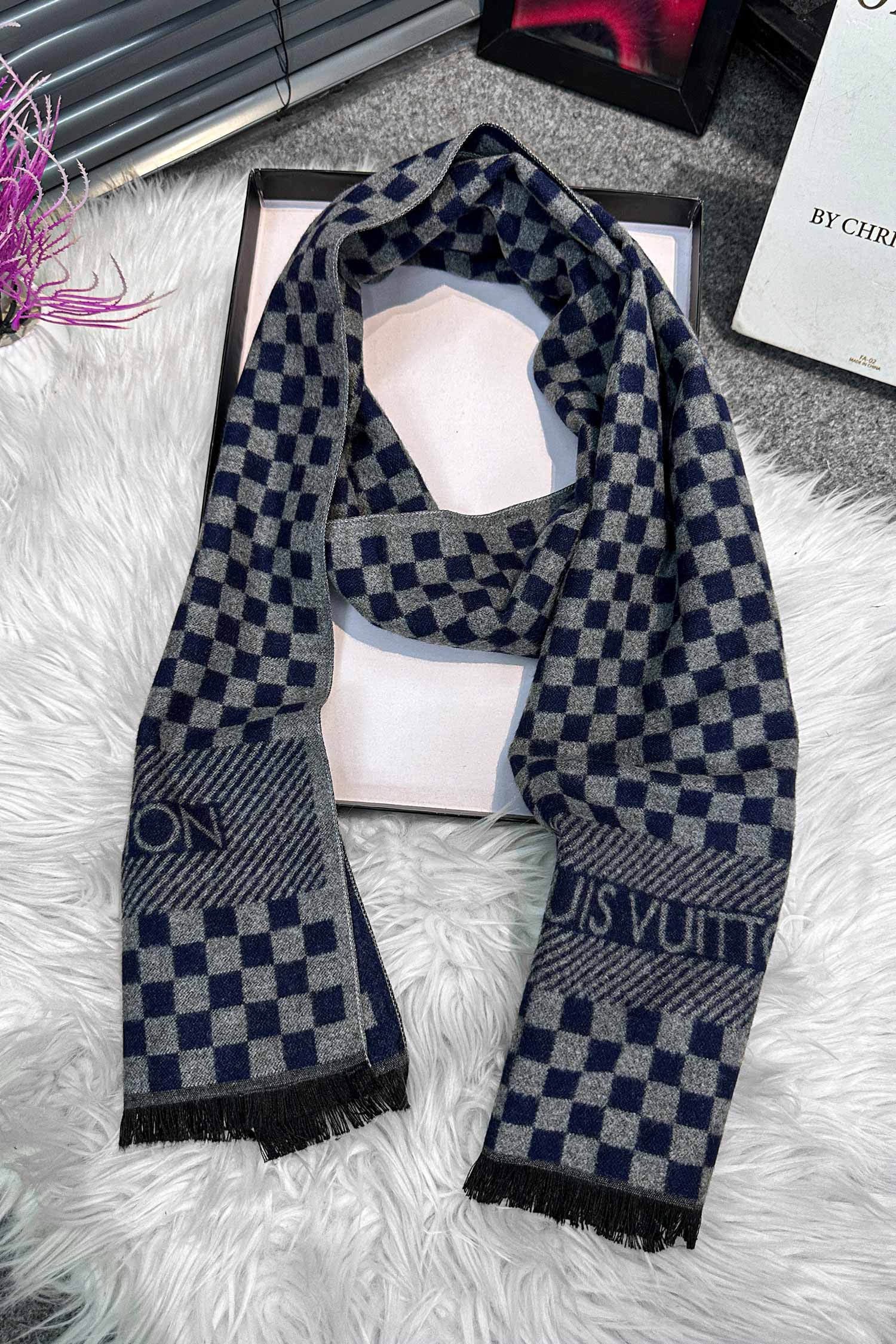 Luis Vten Petit Damier Pattern Imported Men's Wool Muffler