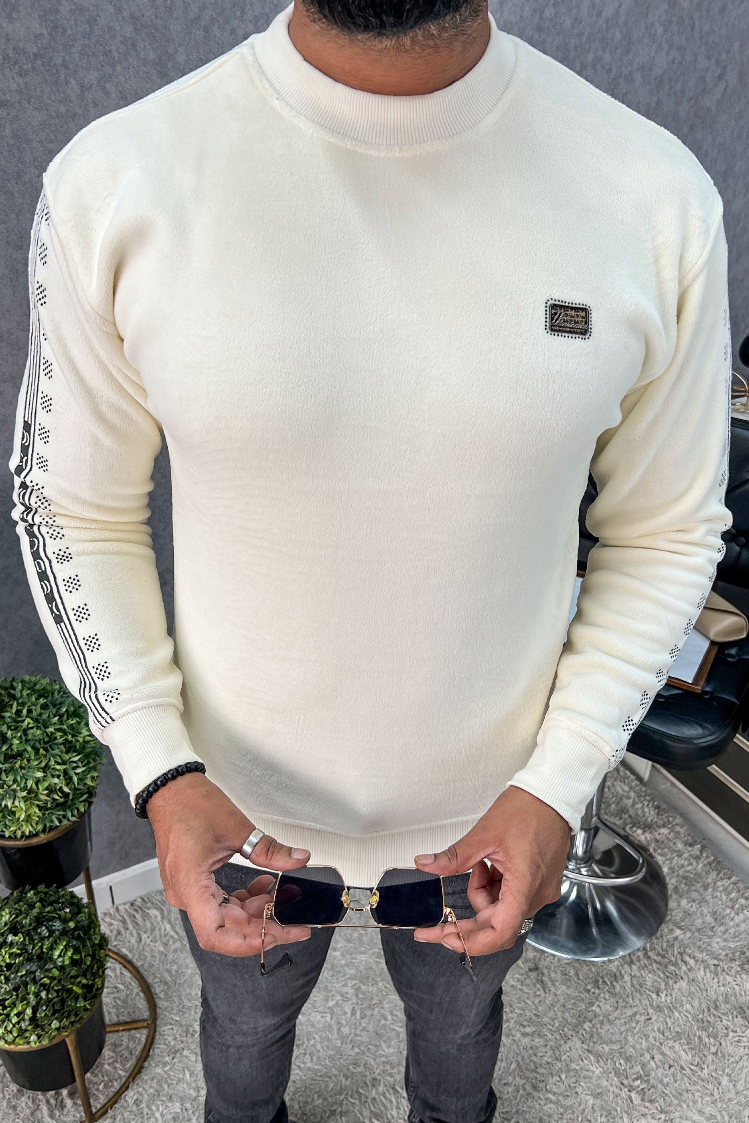 Cozy Plain Round Neck Imported Men's Sweatshirt