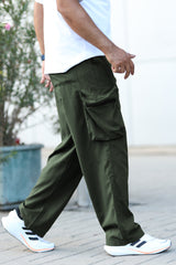 Turbo Loose Box Pockets Imported Cargo Trouser in Olive