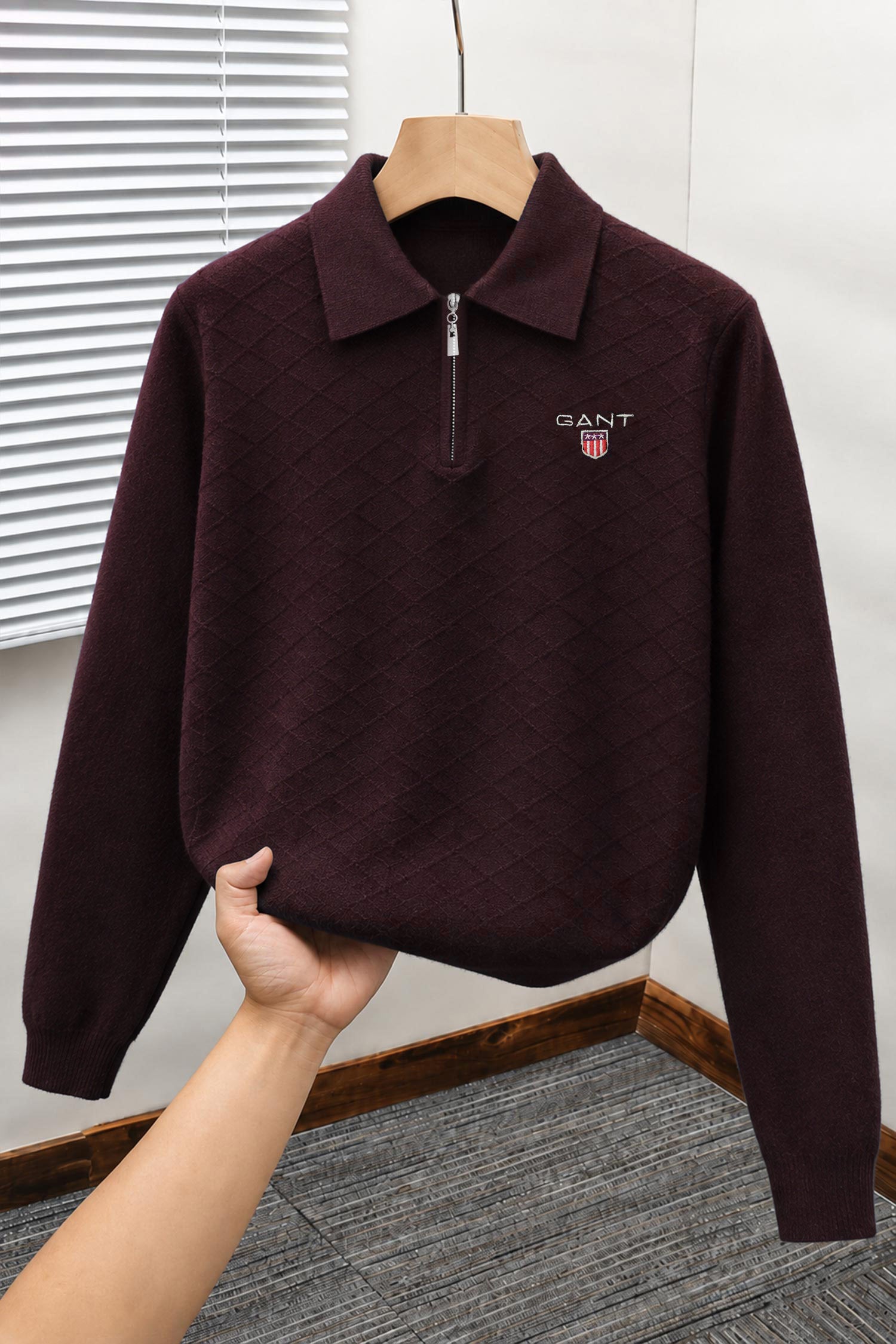 Gnt Diamond Textured Quarter-Zip Imported Men's Jumper Sweater In Plum