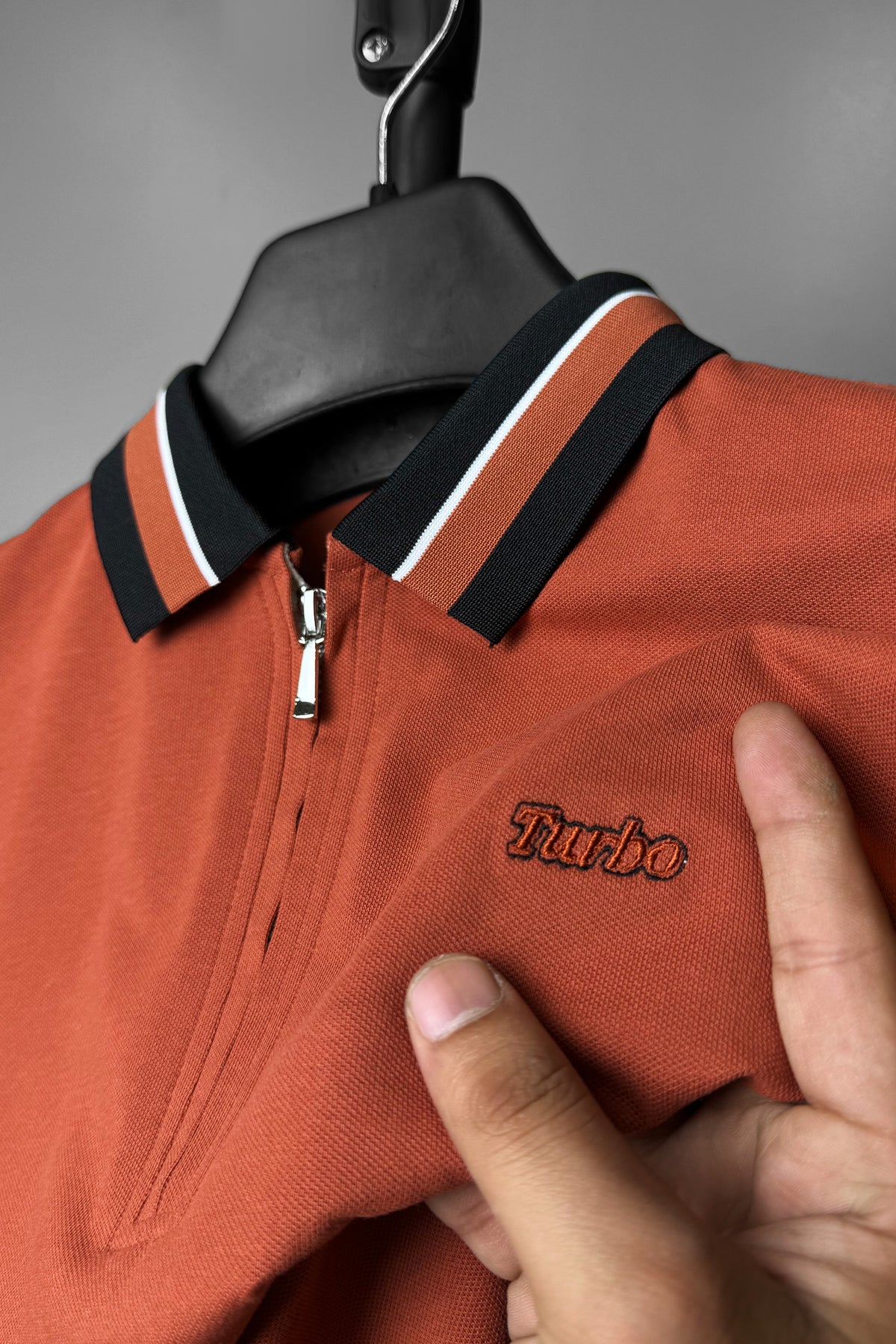 Turbo Contrast Tone Zip Collar Men's Polo Shirt In Red Brick