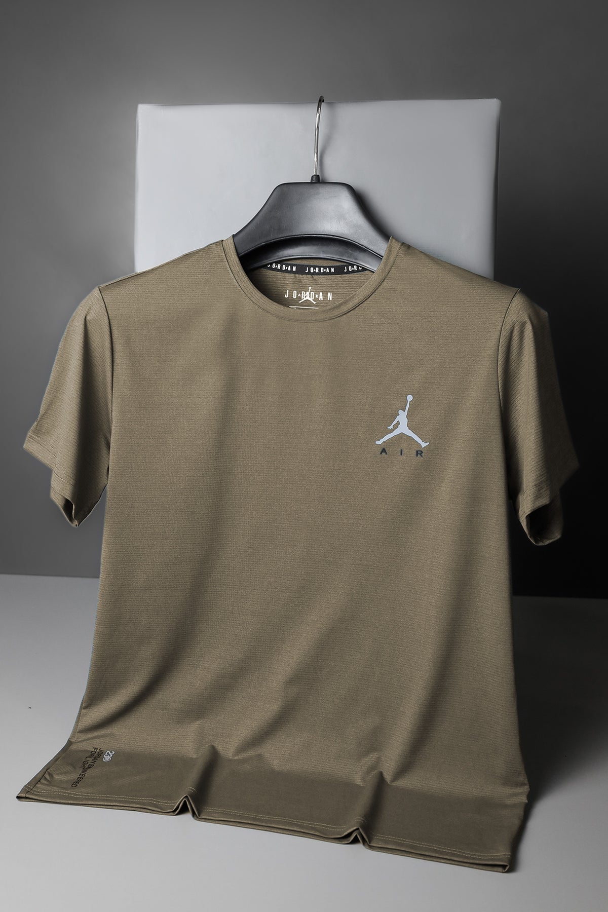 Jrdn Air 3D Jumpman Dry-Fit Tee In Sage