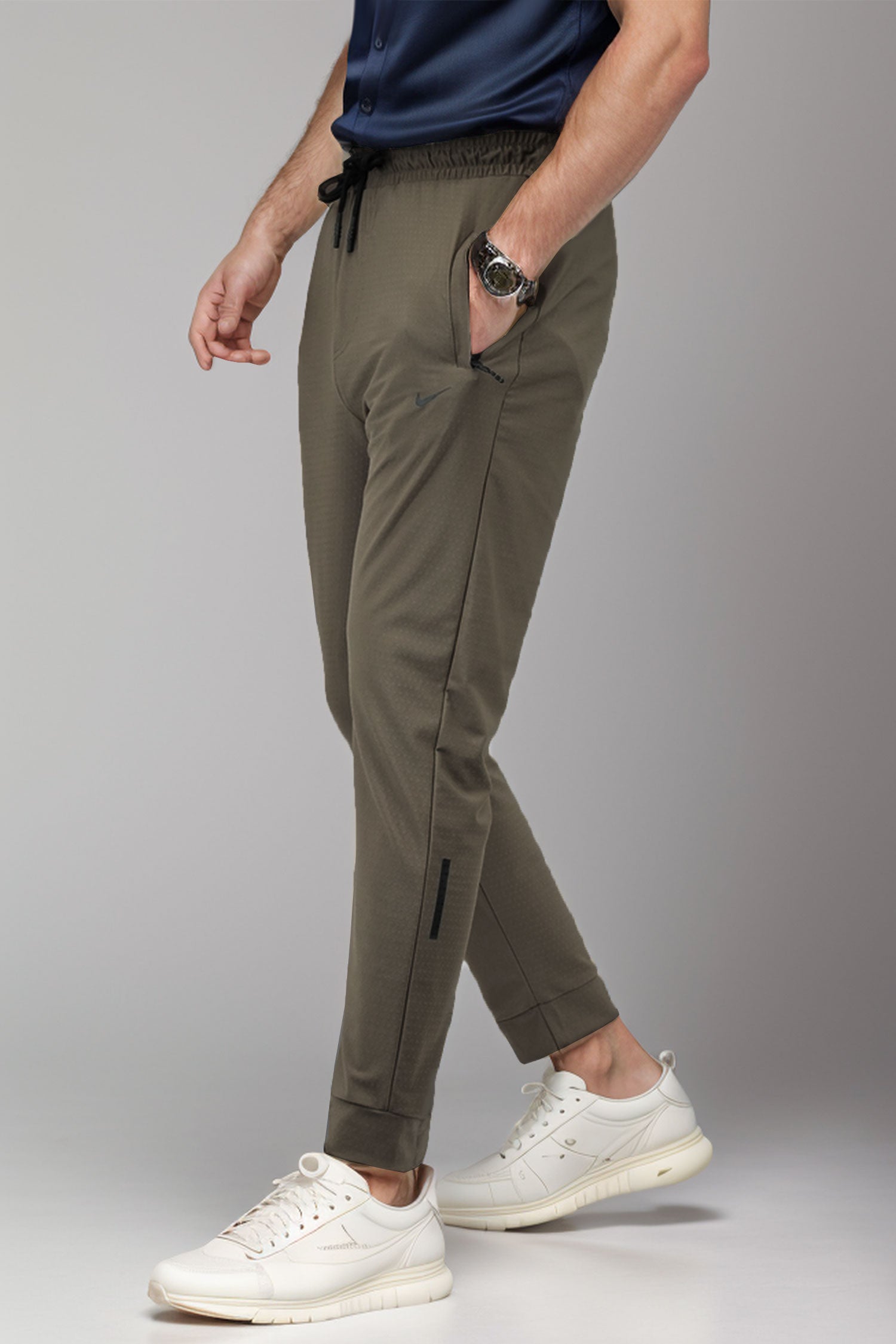 Nke's Self Textured Elastic Dry-Fit Trouser