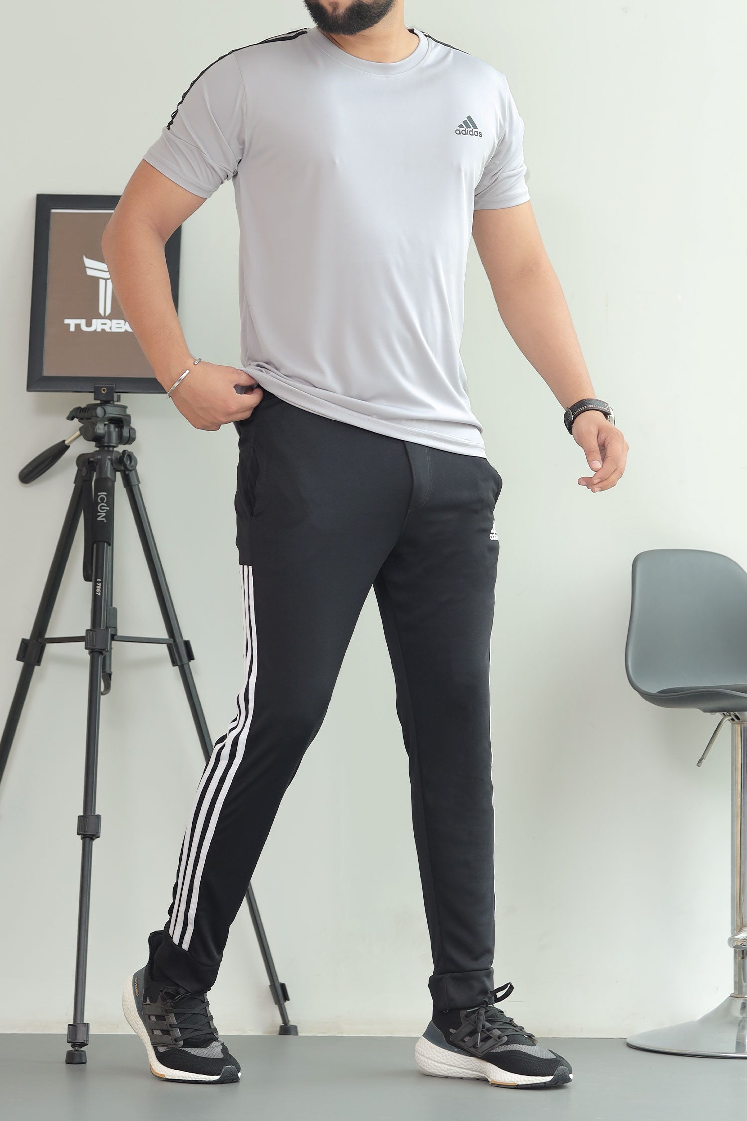 Adds Premium Tri-Line Quick-Dry Tracksuit