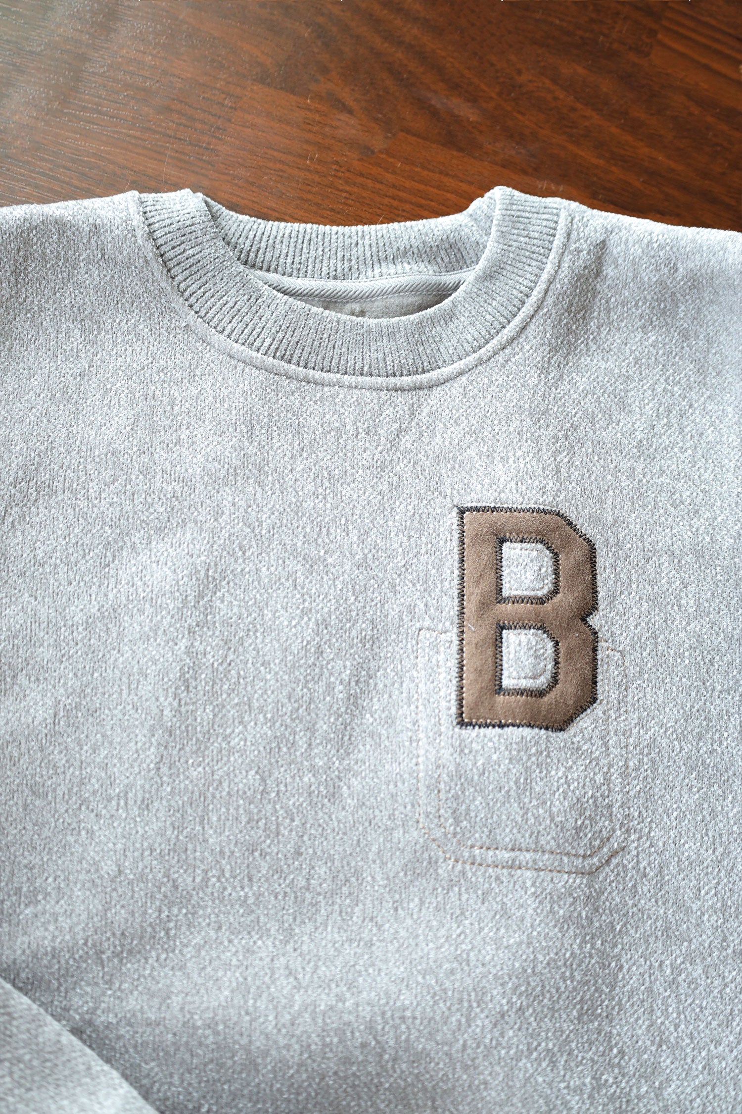 B Letter Round Neck Imported Men's Sweatshirt