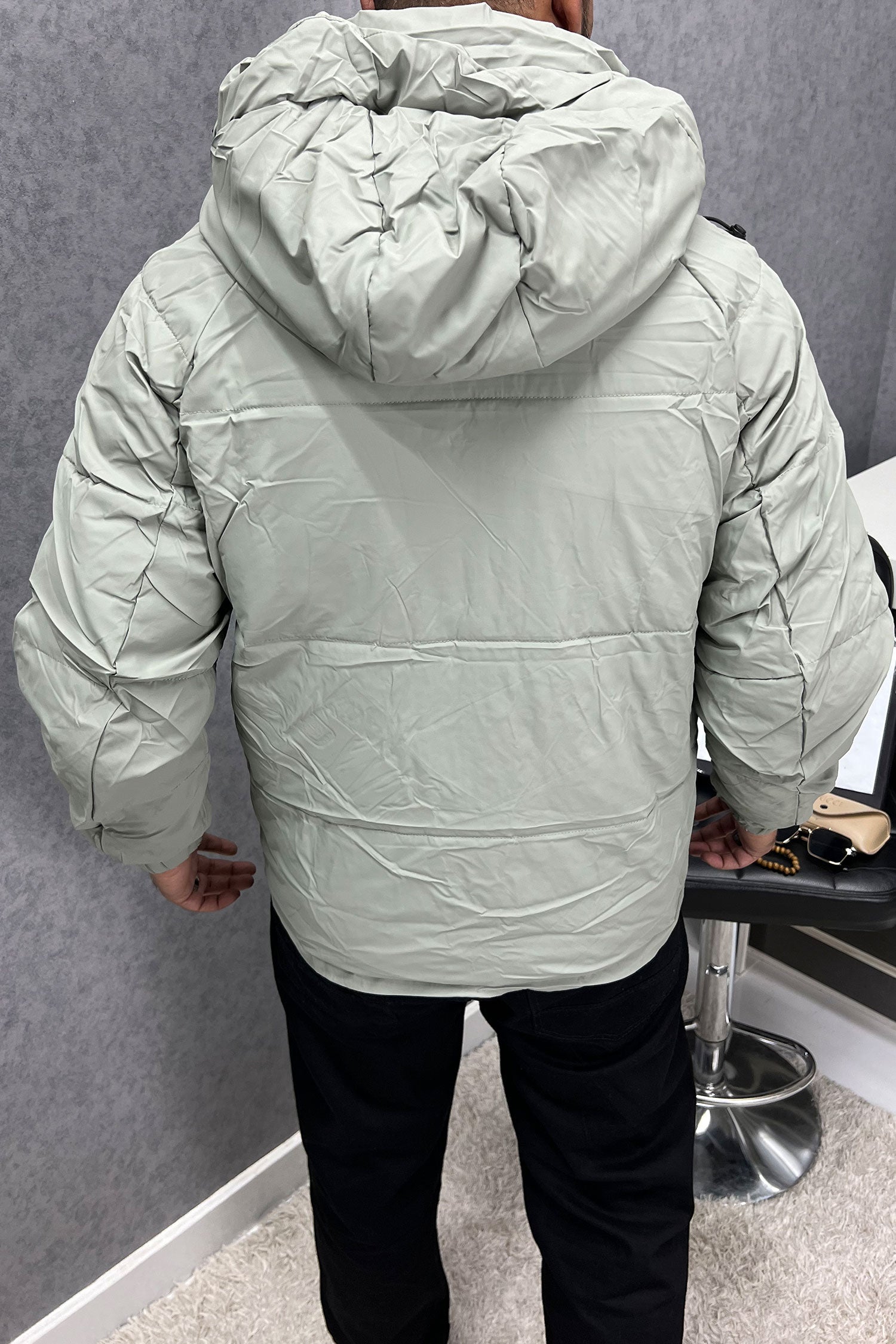 Belt Cliped Zipper Pocket Padded Imported Puffer Jacket